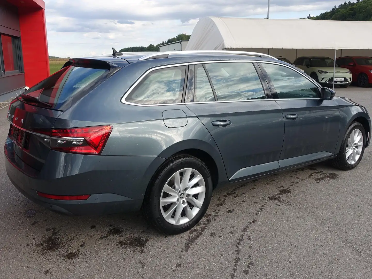 Skoda Superb Style TDI Style DSG "AHV" Grau - 2