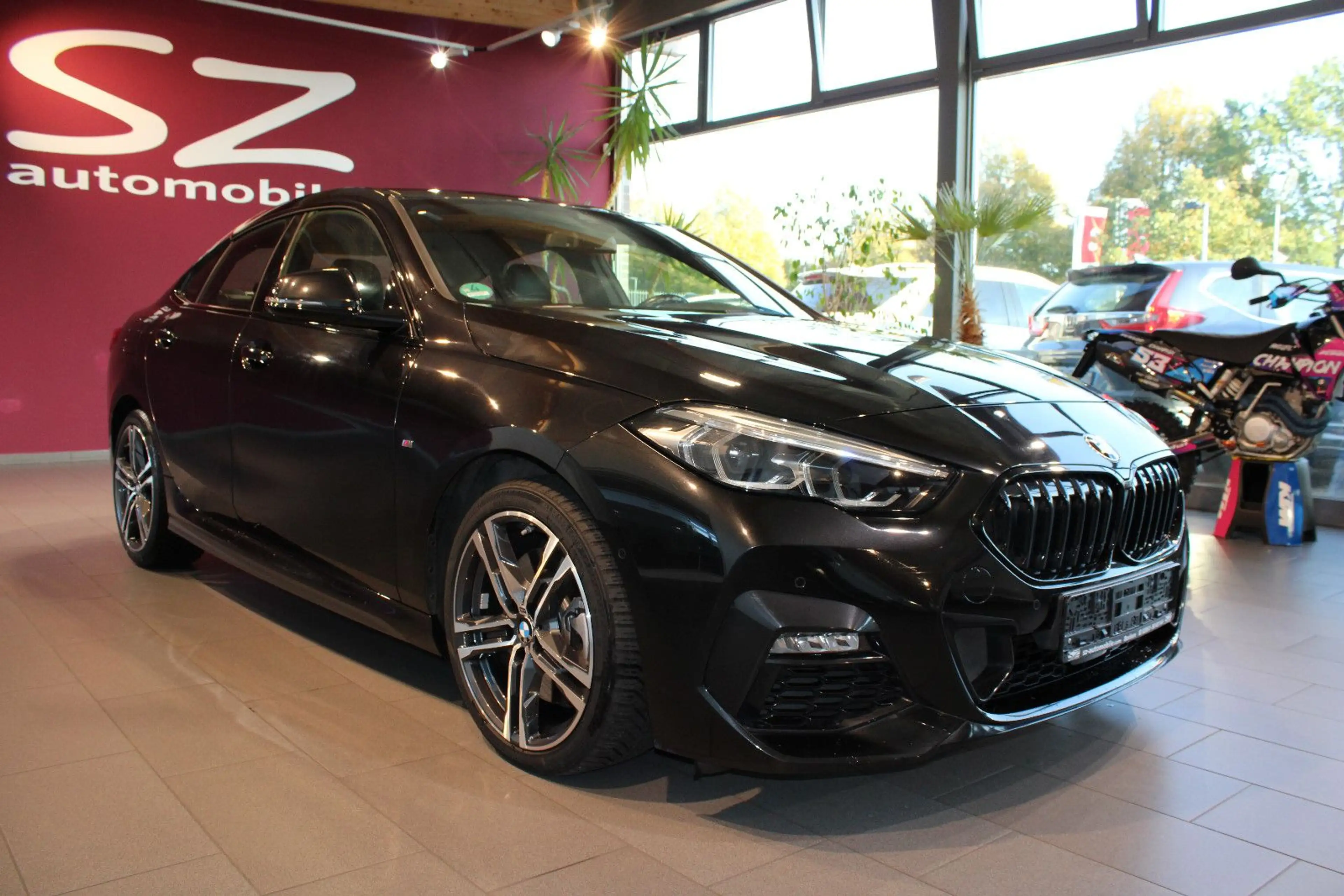 BMW 220 220d Gran Coupé M-Sport LED Live Cockpit 1.Hand