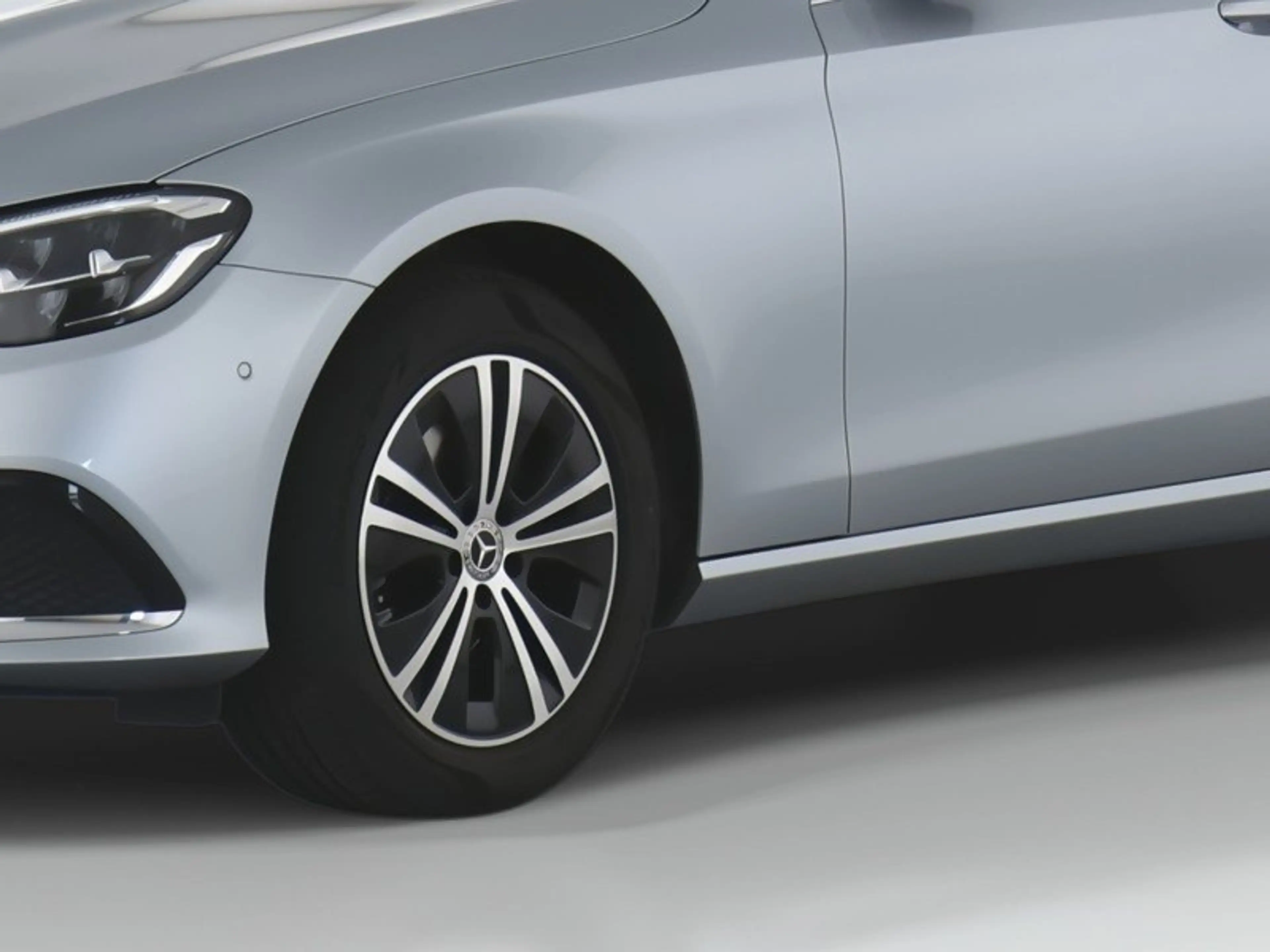 Mercedes-Benz E 220 T d Avantgarde RÜCKFAHRKAM+PREMIUM+SPURPAK — photo 3
