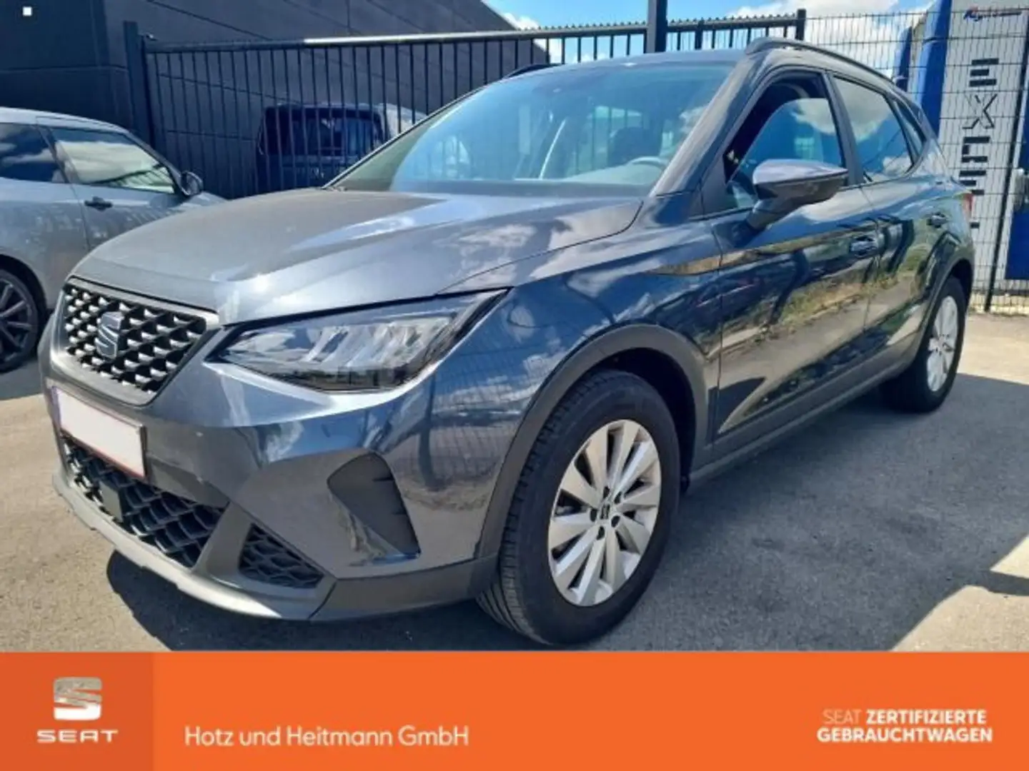 SEAT Arona 1.0TSI Style NAVI/CLIMATR/SITZHZ/LED Grau - 1