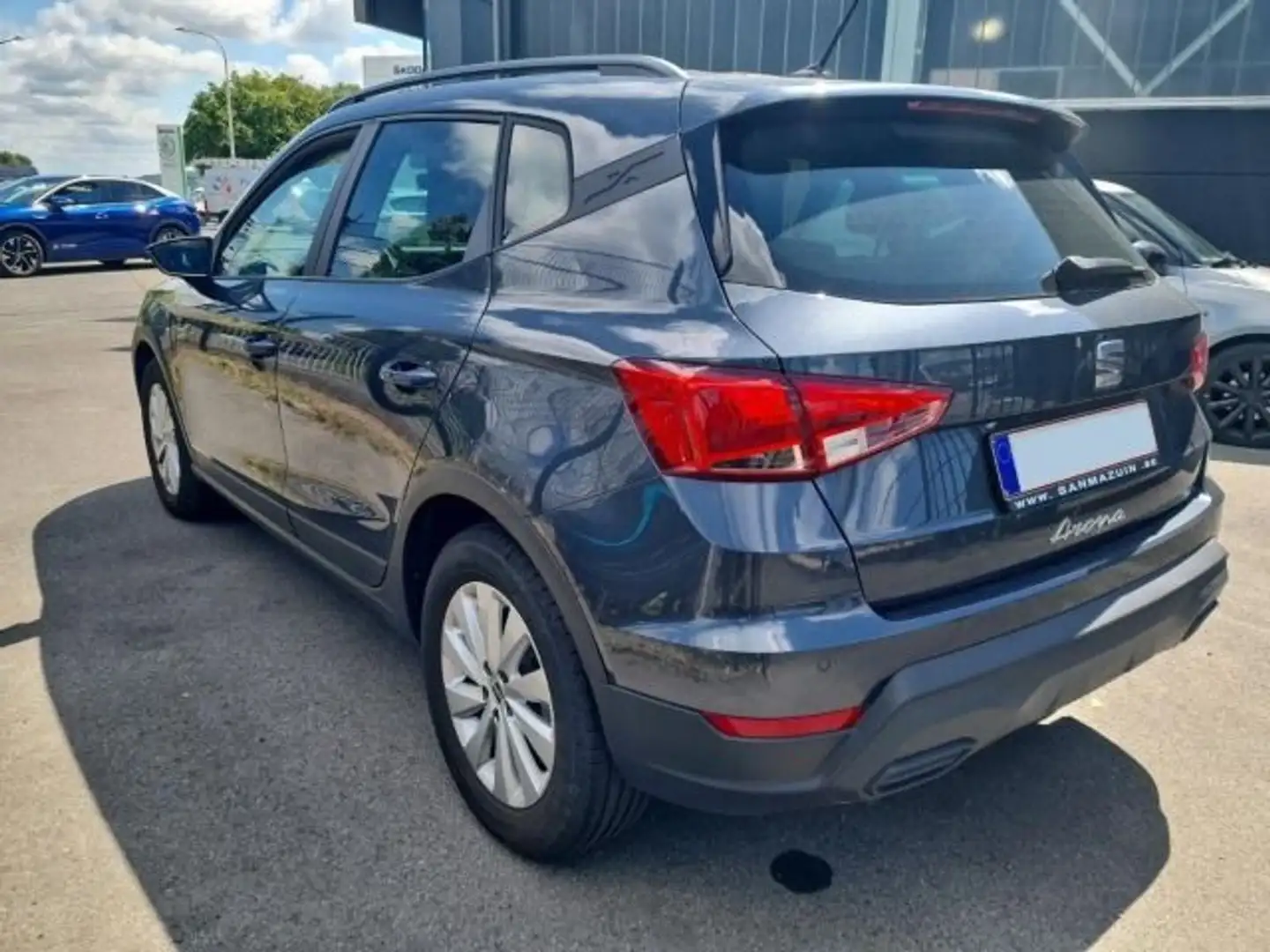 SEAT Arona 1.0TSI Style NAVI/CLIMATR/SITZHZ/LED Grau - 2