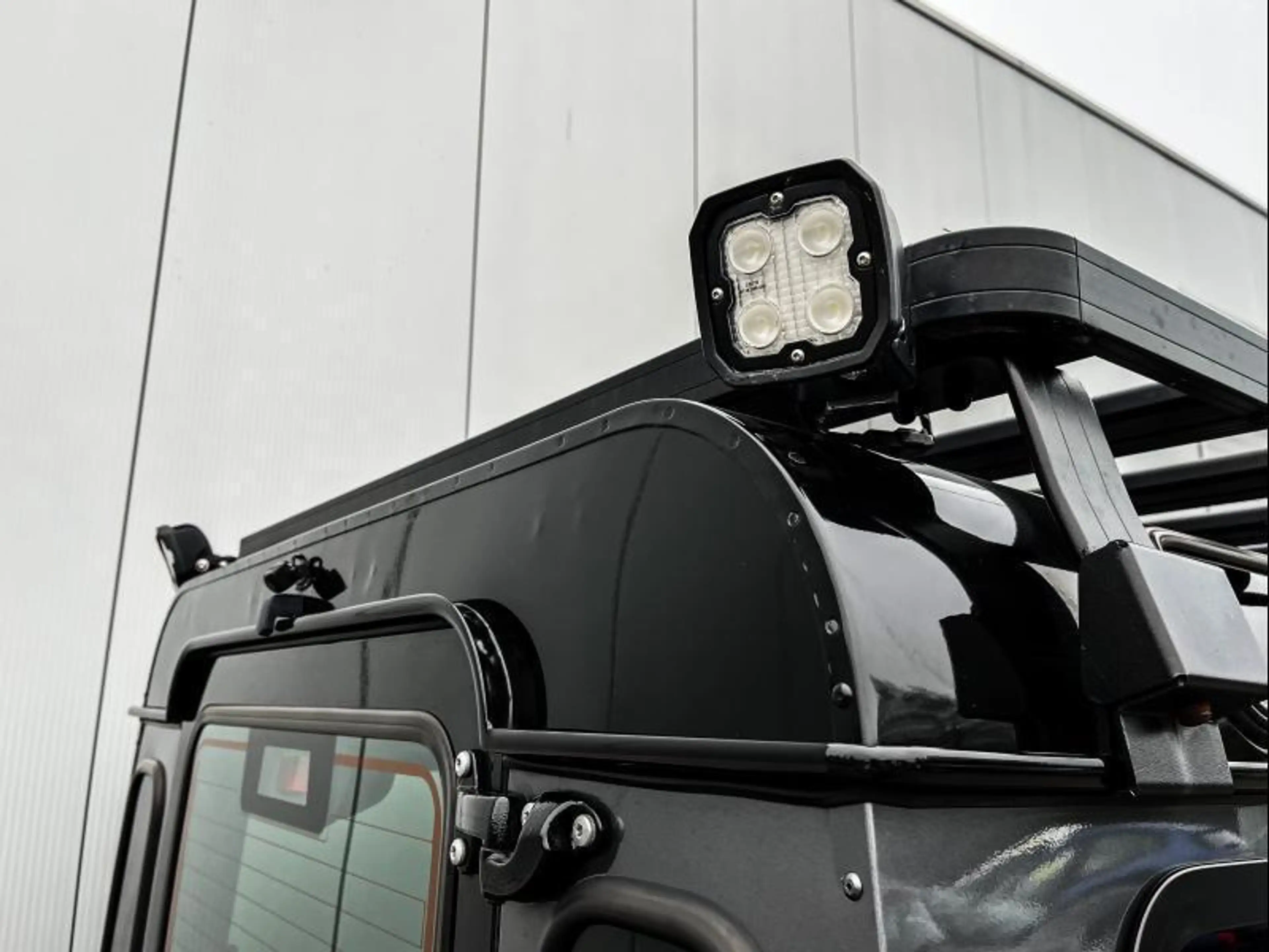 Land Rover Defender Adventure Edition — photo 12