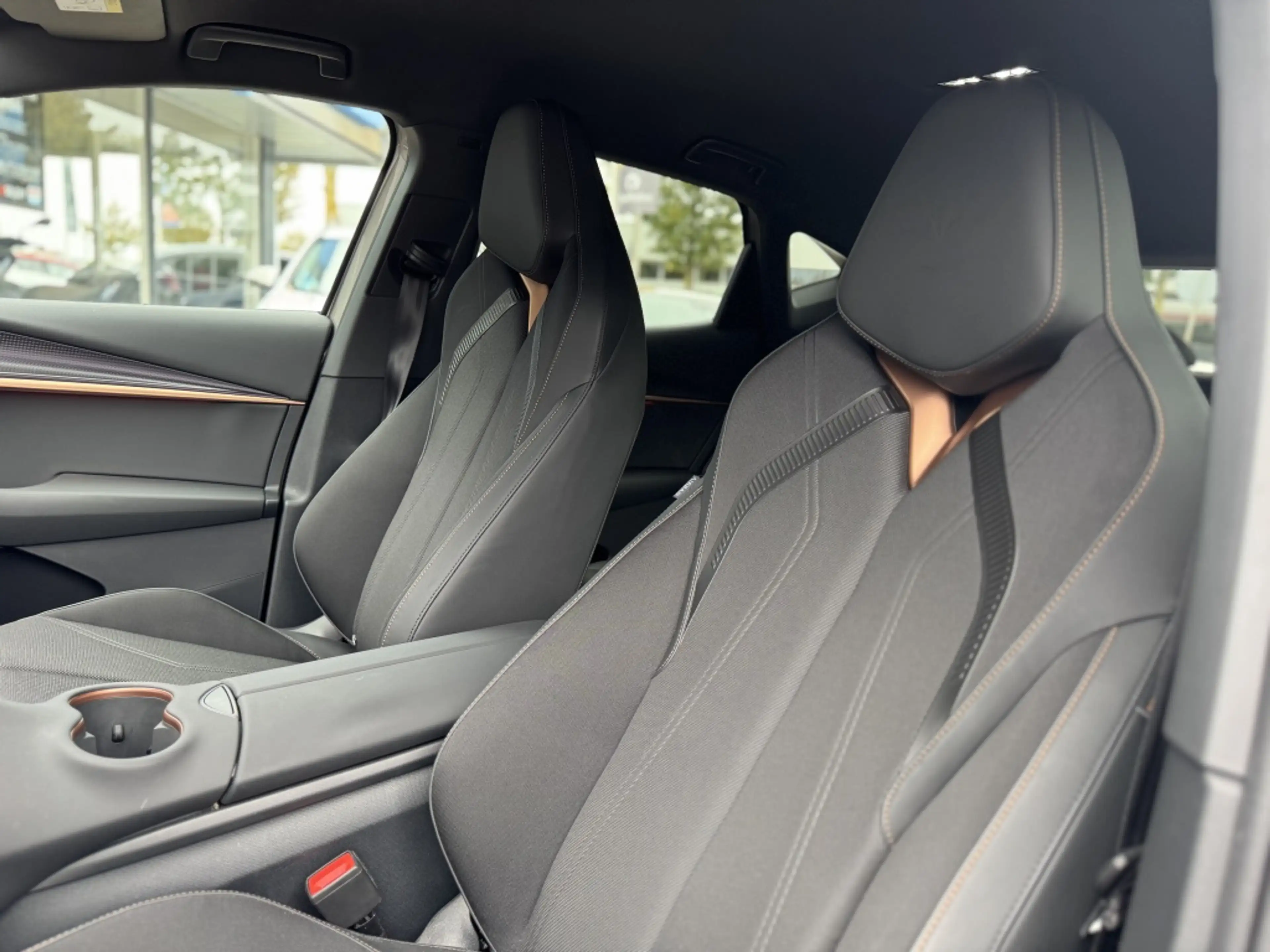 CUPRA Tavascan Business 82 kWh | Navi | Stoelverwarming | Warmtep — photo 7