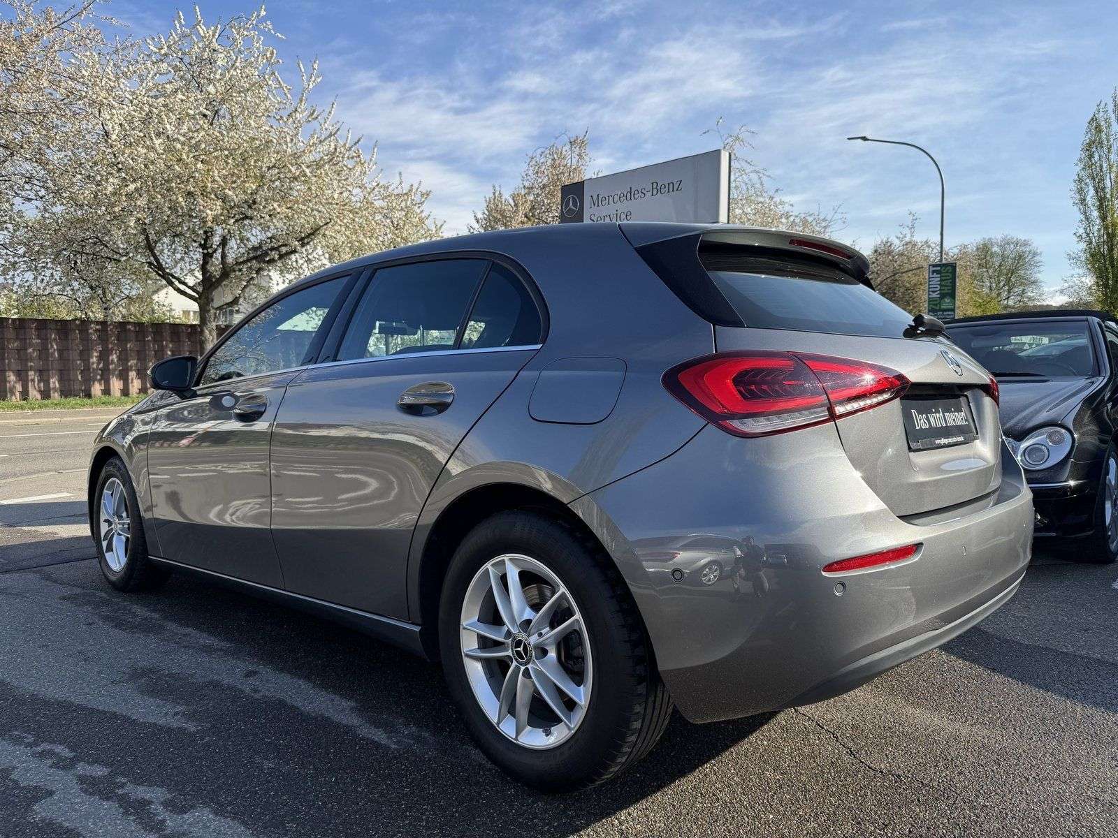 Mercedes-Benz A 180