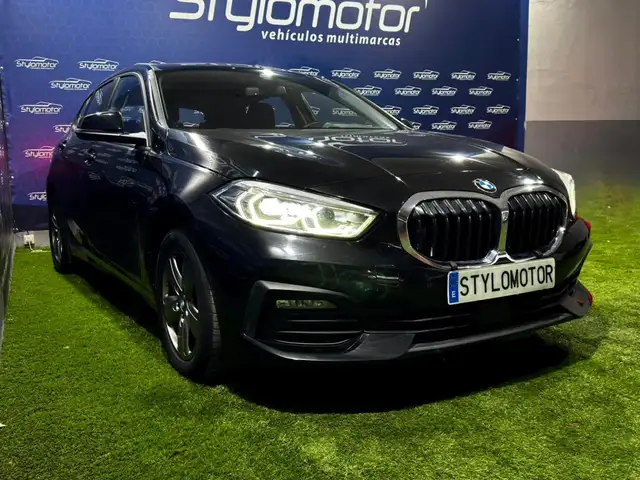 BMW 1 Series view 27