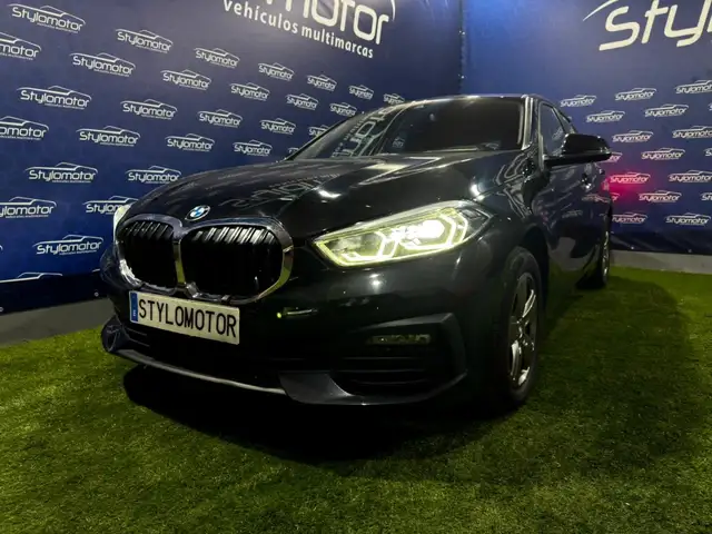 BMW 1 Series view 20