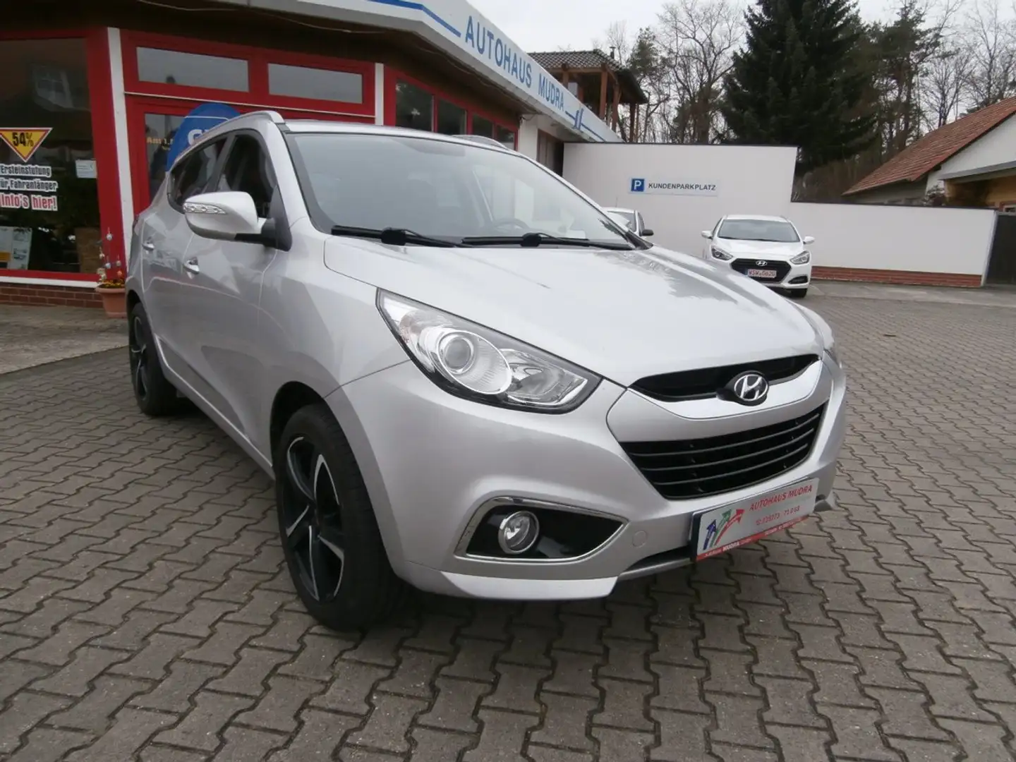 Hyundai iX35 2.0 CRDi 2WD Style Zilver - 1