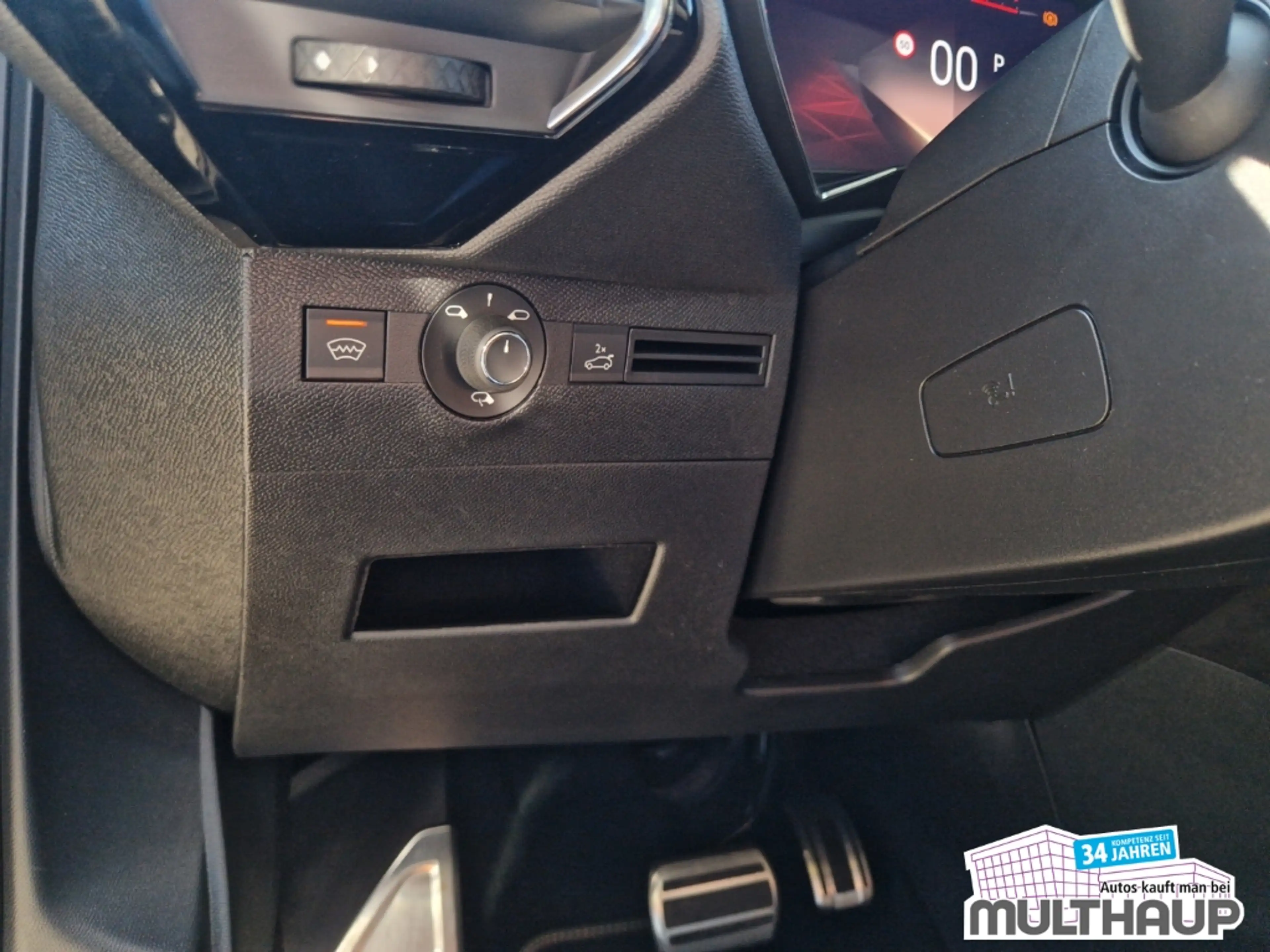 DS Automobiles DS 7 DS Performance Line + BlueHDi 130 LED SHZ — photo 11