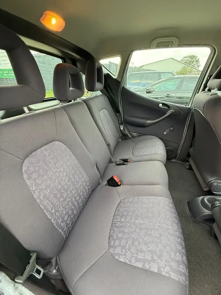 Mercedes-Benz A 140 CLASSIC TÜV NEU/GARAGENFAHRZEUG/KLIMA, foto 8