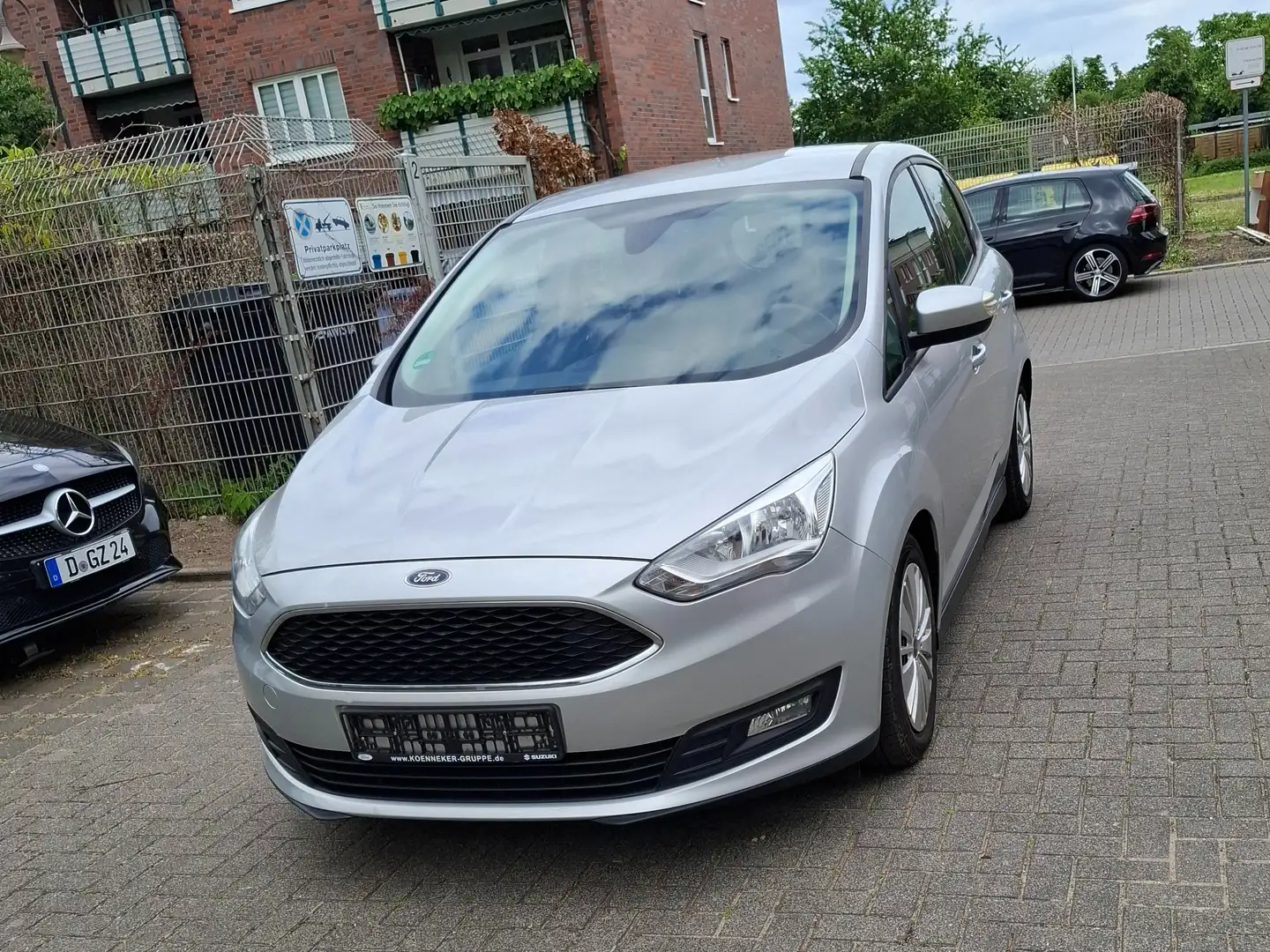 Ford C-Max C-Max 1.0 EcoBoost Start-Stopp-System Trend Stříbrná - 2