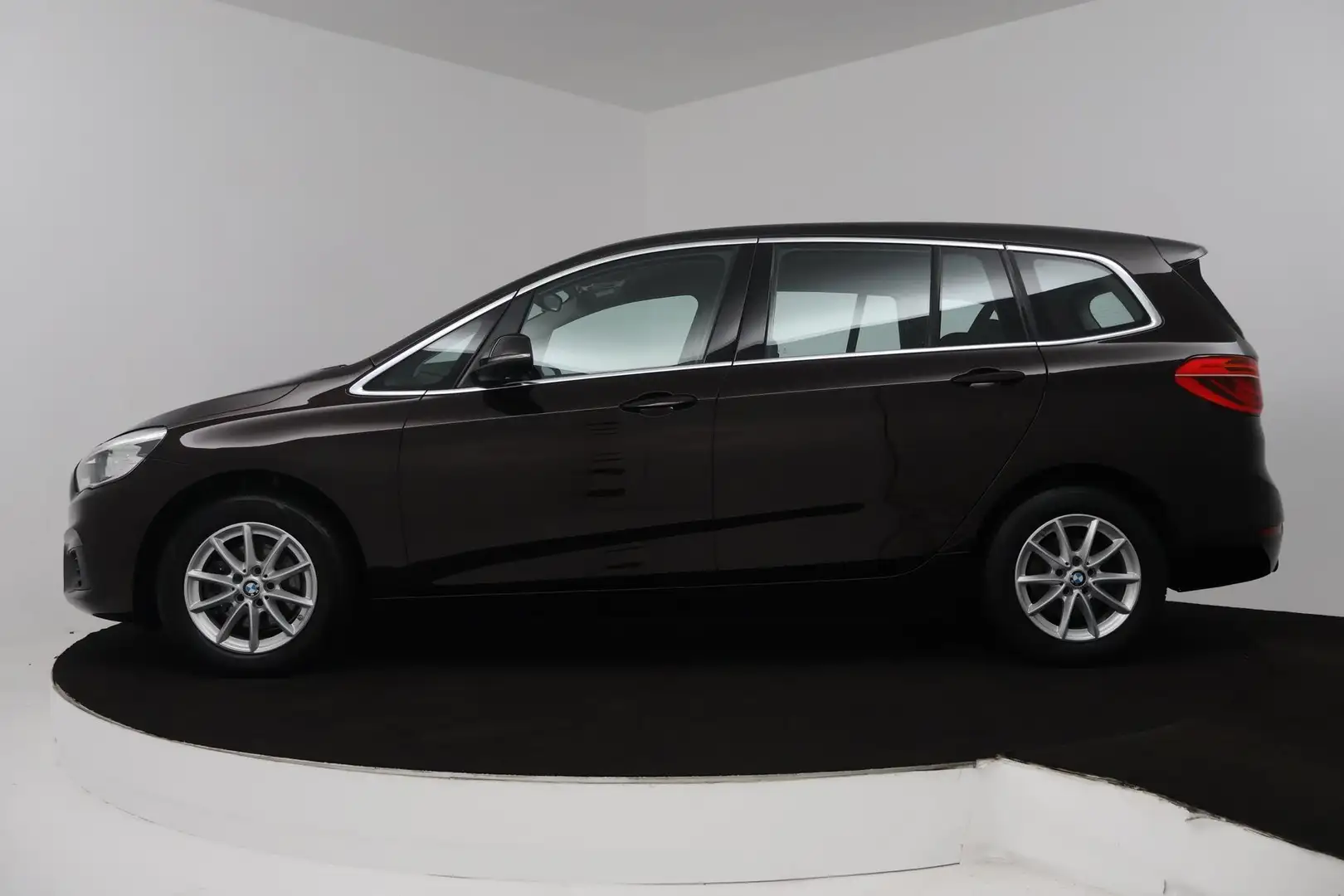 BMW 216 2-serie Gran Tourer 216i Centennial Executive 7p. Bruin - 2