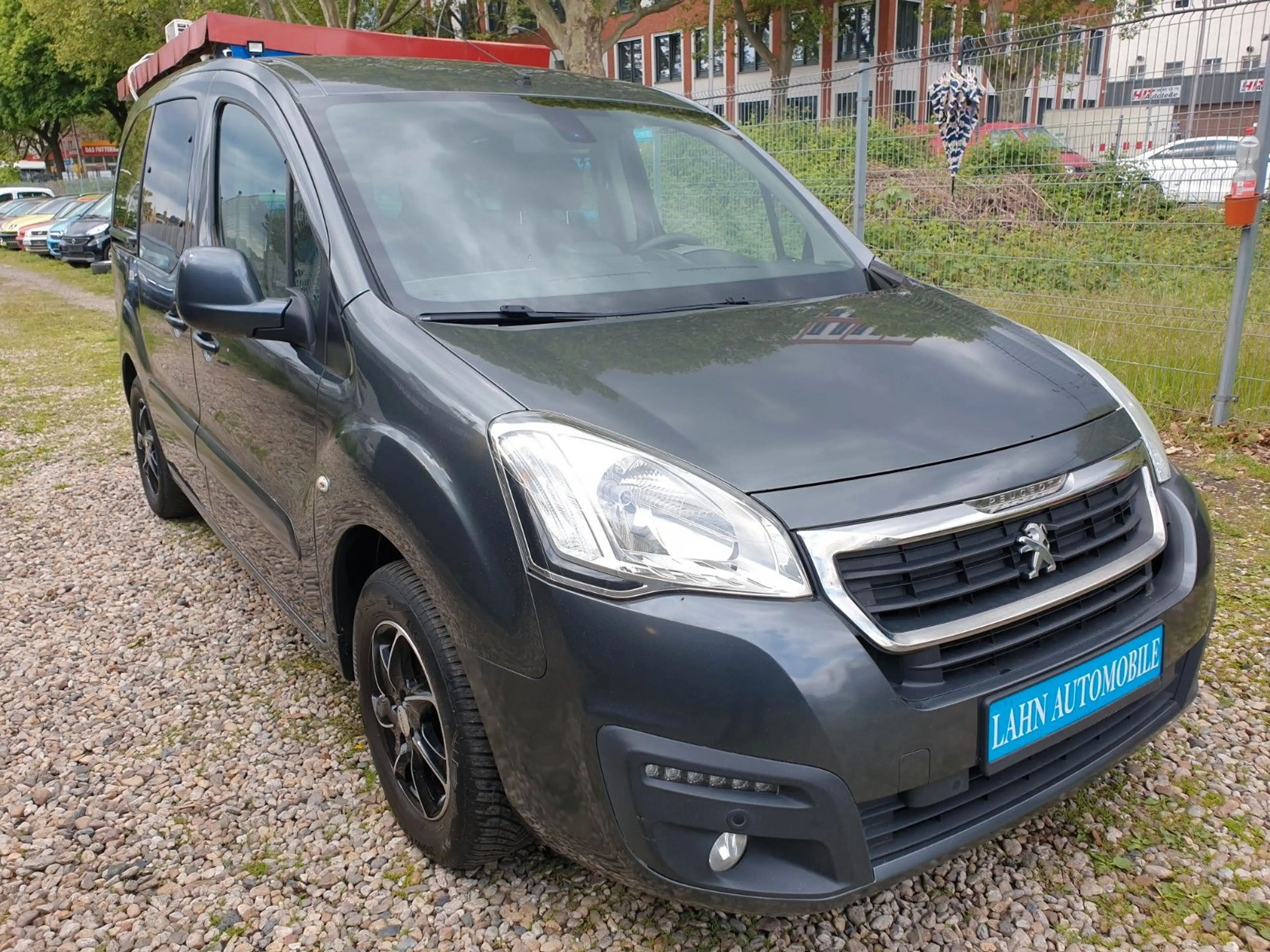 Peugeot Partner Tepee Active 1-Hand