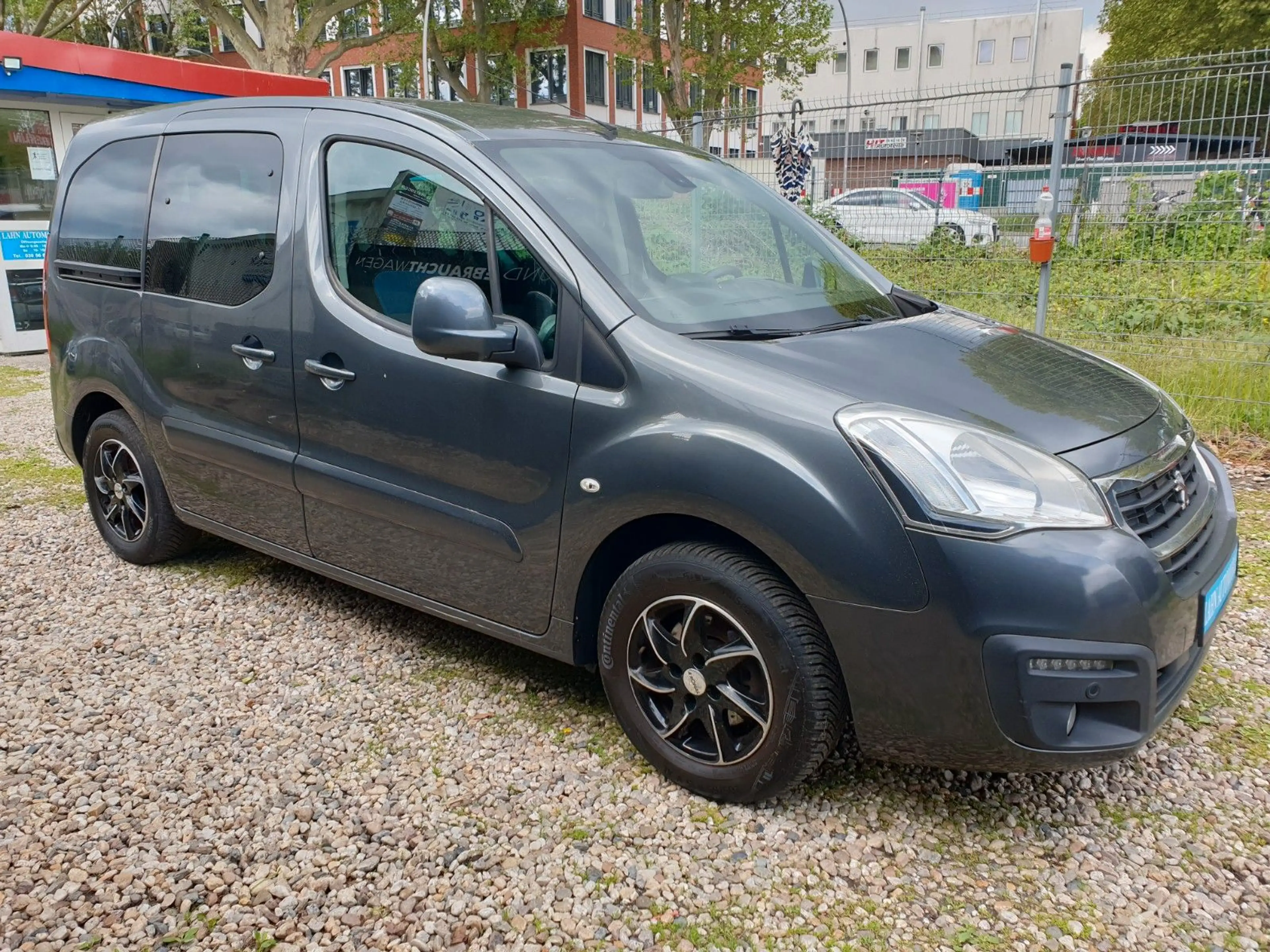 Peugeot Partner Tepee Active 1-Hand — photo 2