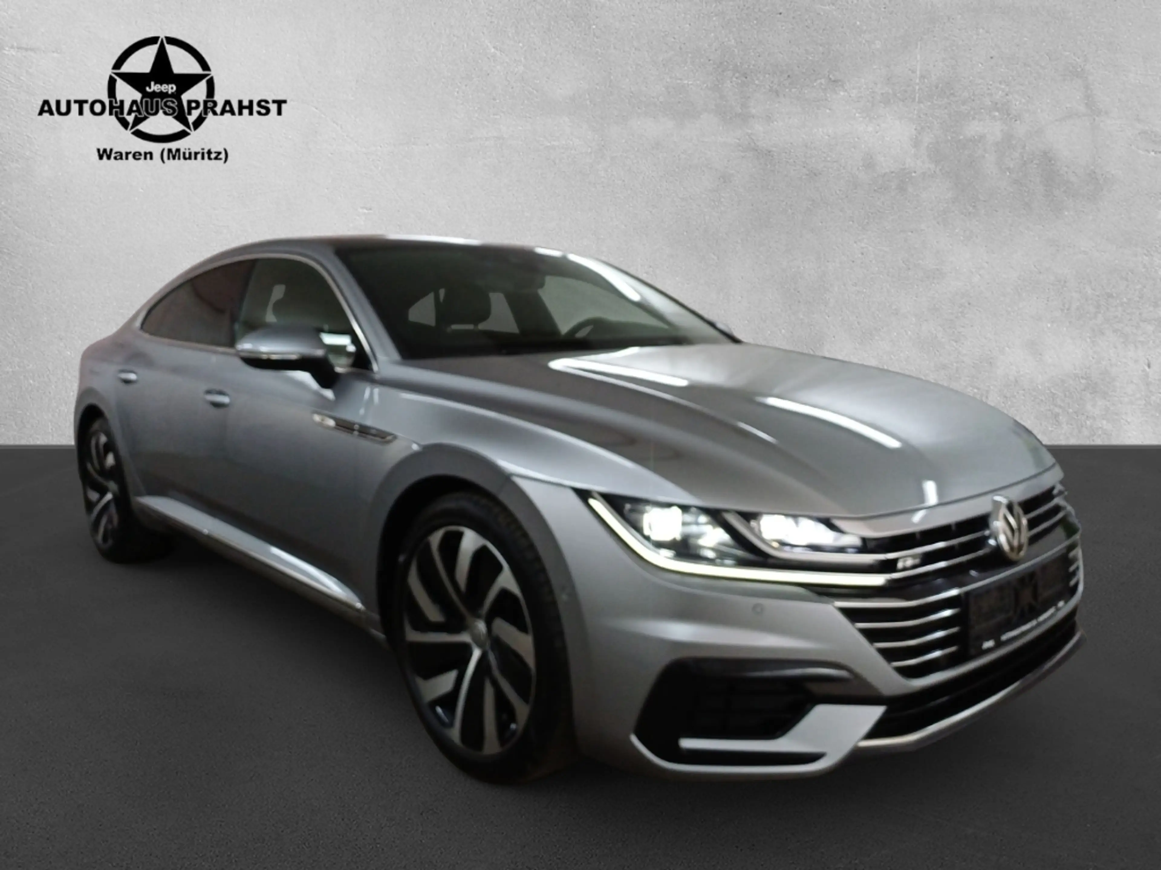 Volkswagen Arteon 2.0 TSI R-Line LED KAMERA LEDER PANO 19''