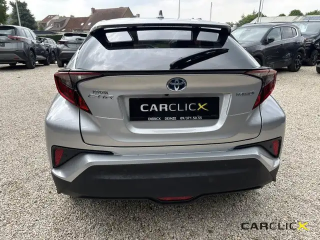 Toyota C-HR view 4