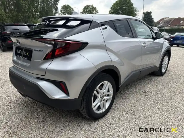 Toyota C-HR view 5