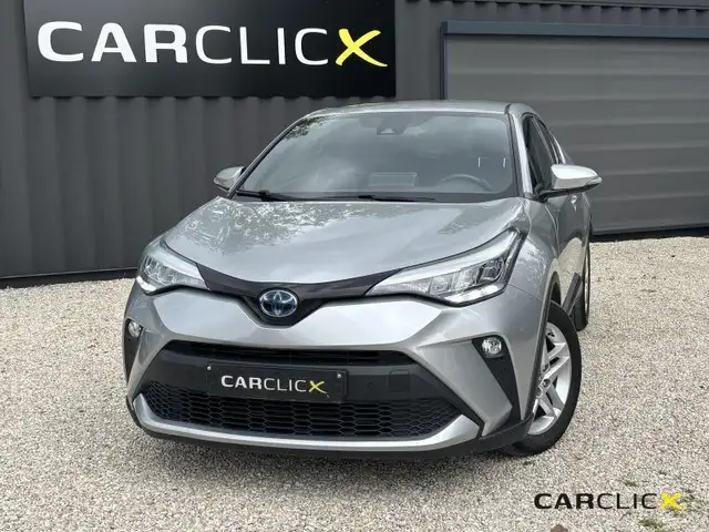 Toyota C-HR main image