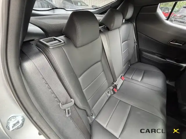 Toyota C-HR view 10