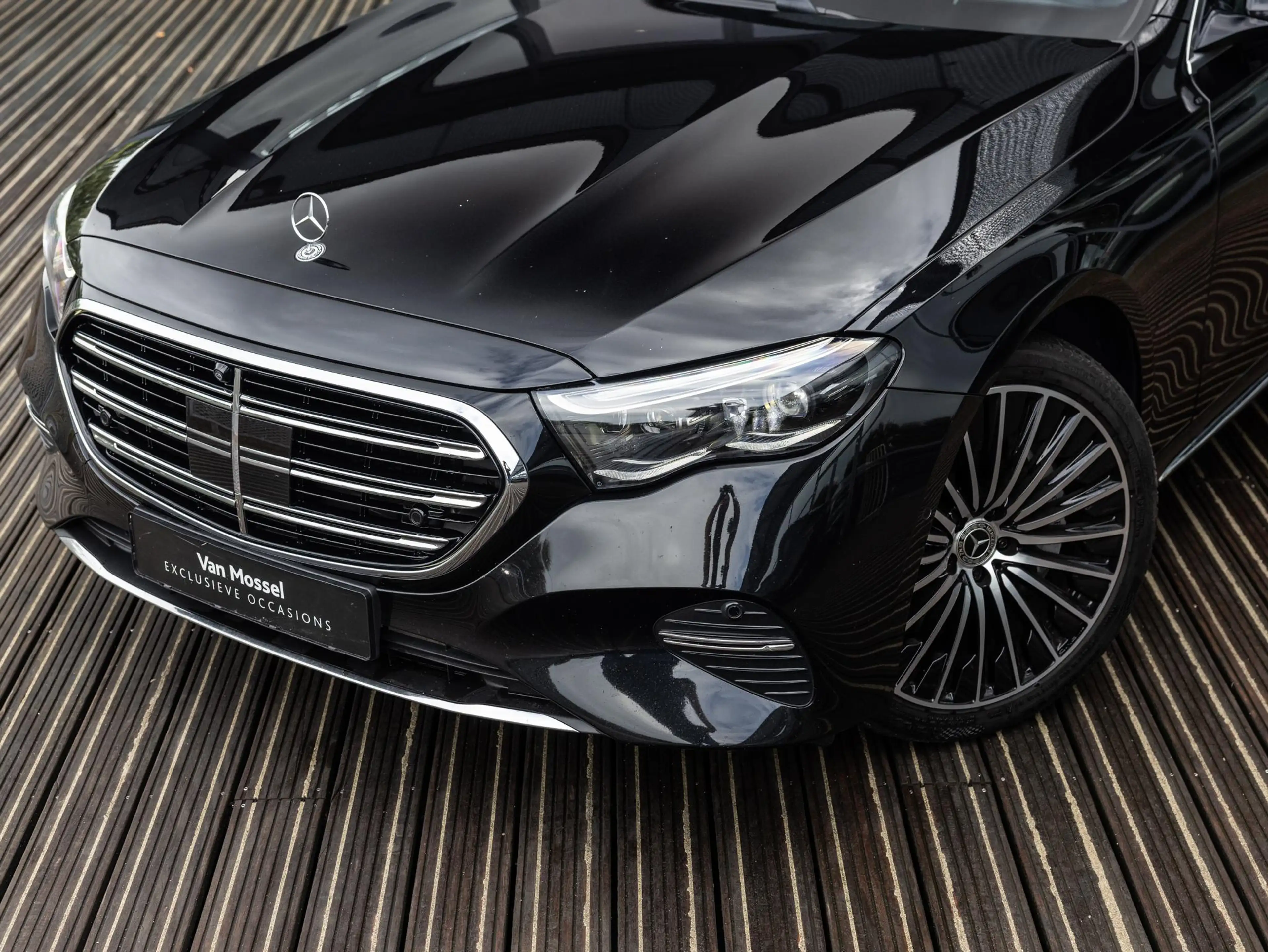Mercedes-Benz E 400 e 4MATIC Exclusive Line | PANORAMADAK | SOFT CLOSE — photo 10