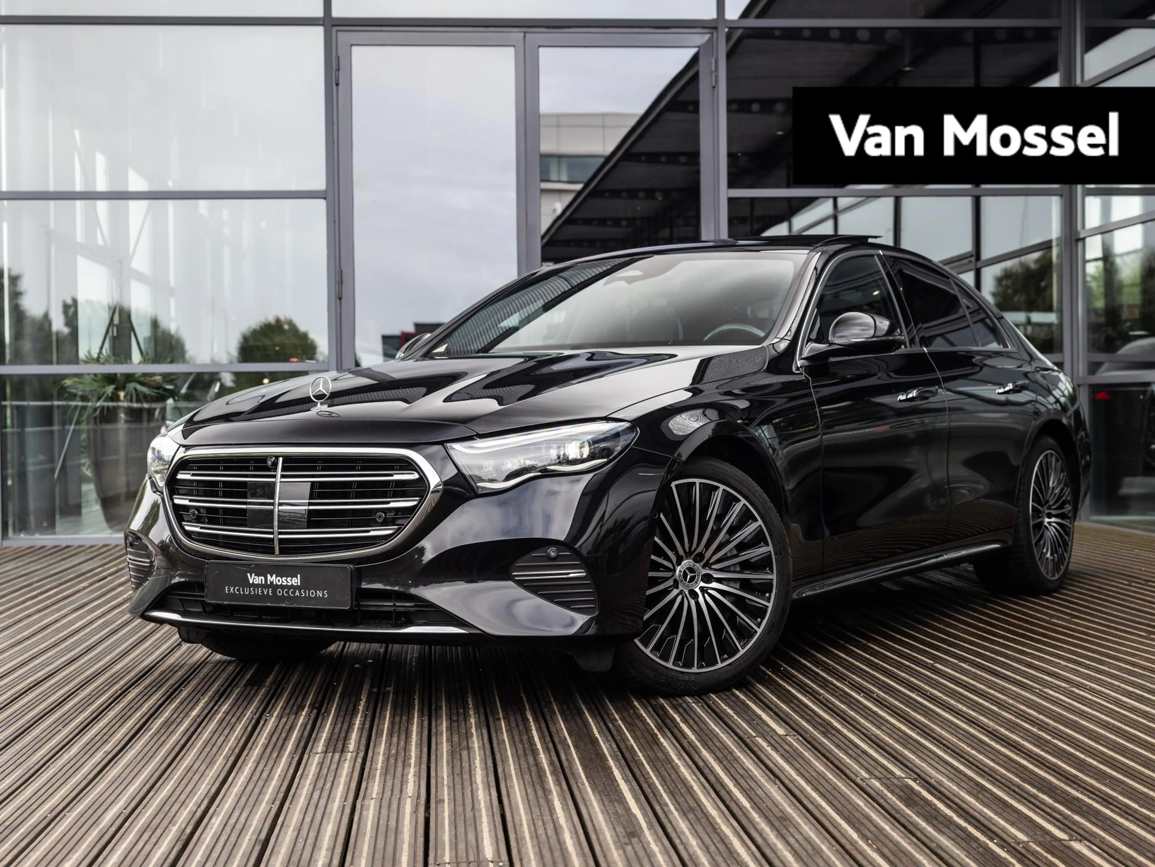 Mercedes-Benz E 400 e 4MATIC Exclusive Line | PANORAMADAK | SOFT CLOSE