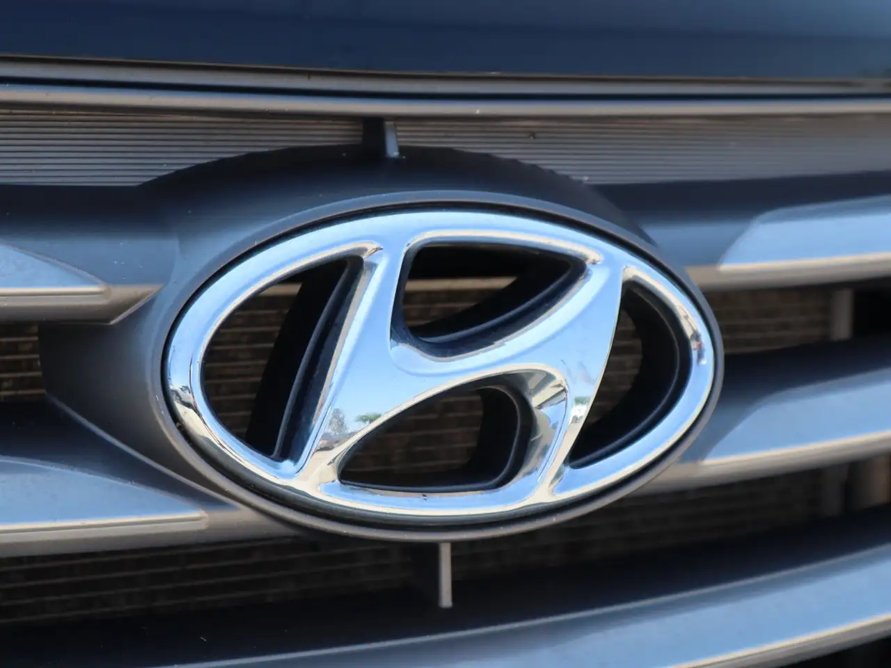 Hyundai SANTA FE photo Hyundai SANTA FE
