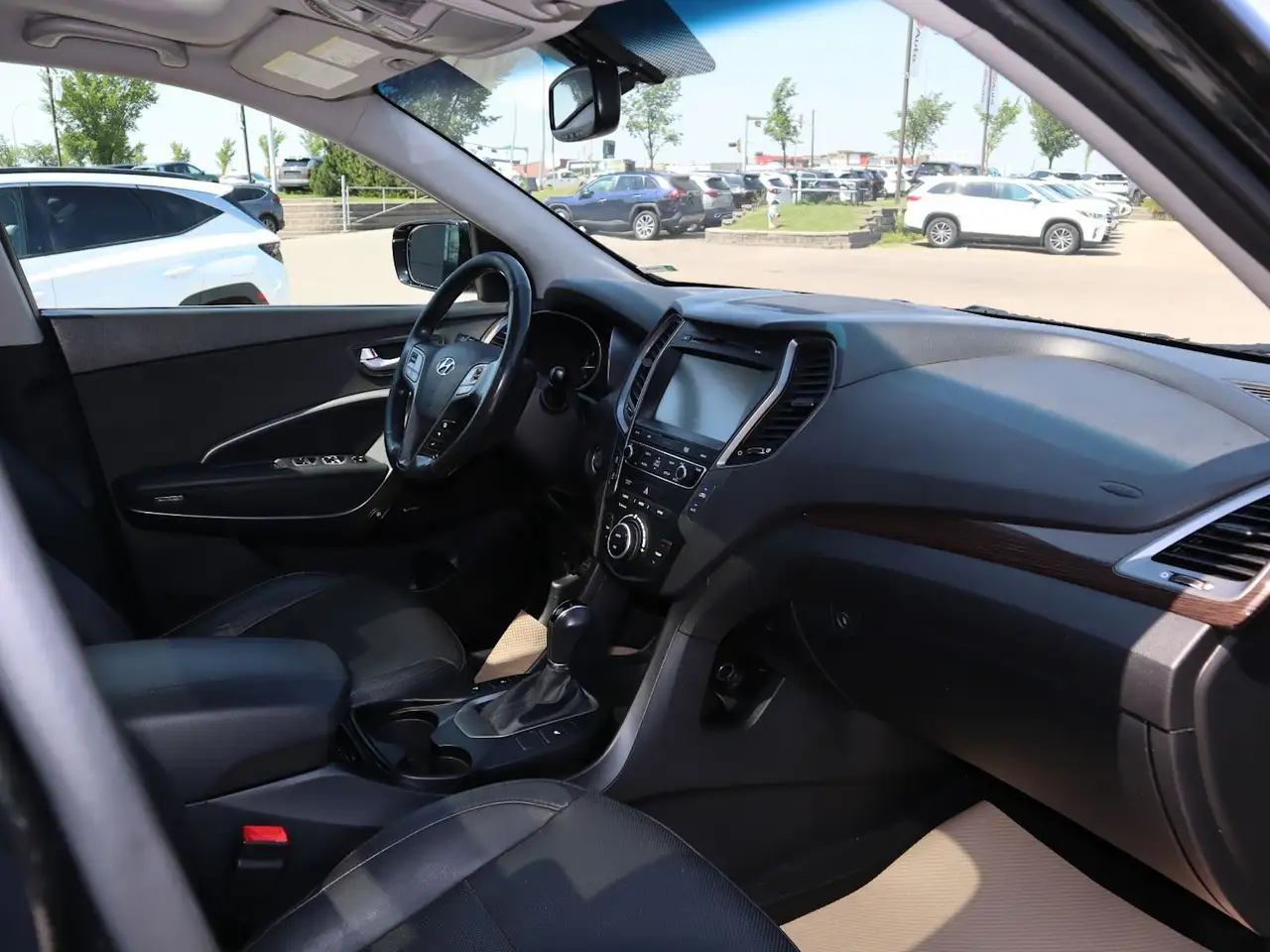 Hyundai SANTA FE photo Hyundai SANTA FE