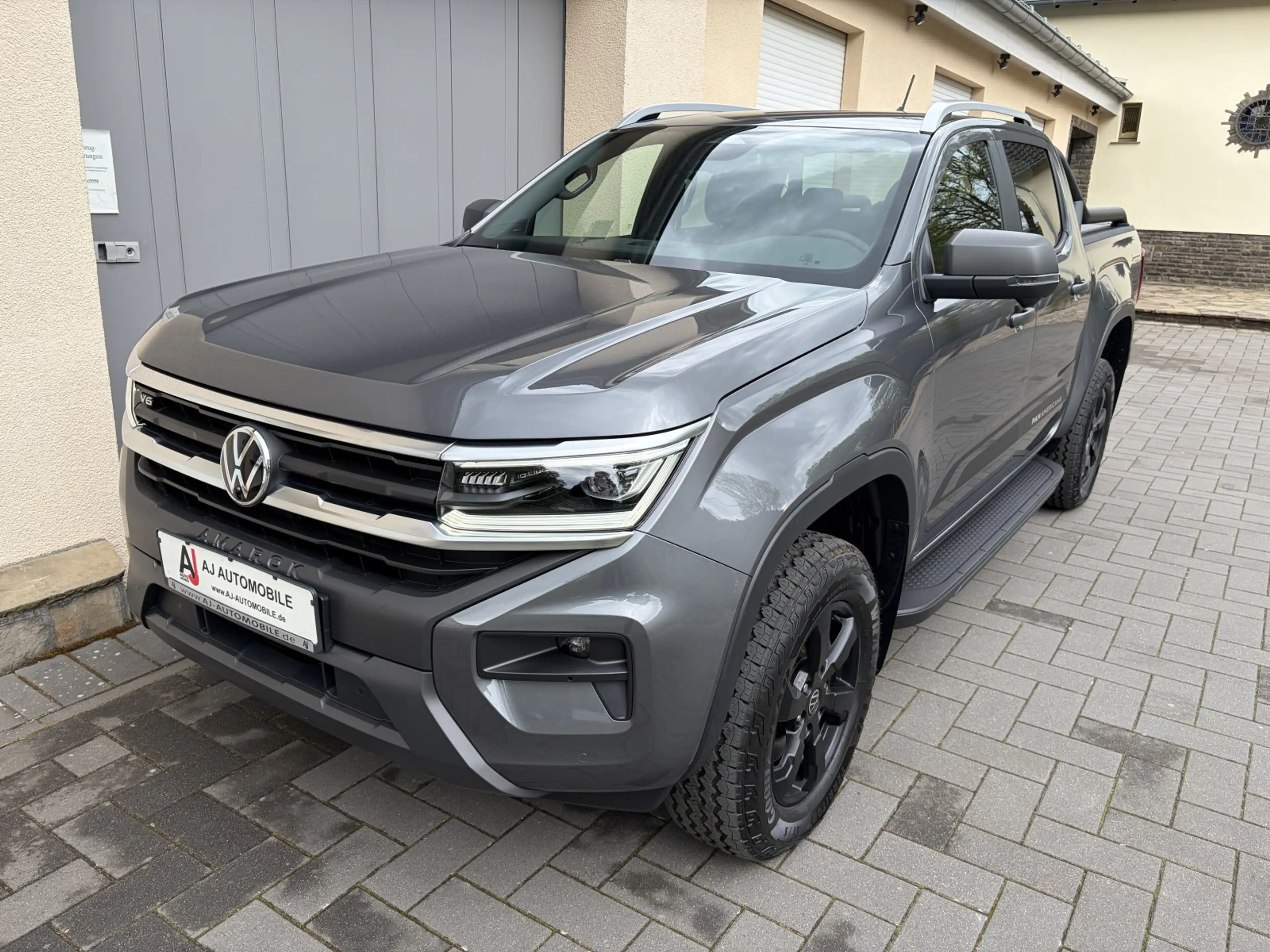 Volkswagen Amarok 3.0 TDi PanAmericana mit Rollcover — photo 3