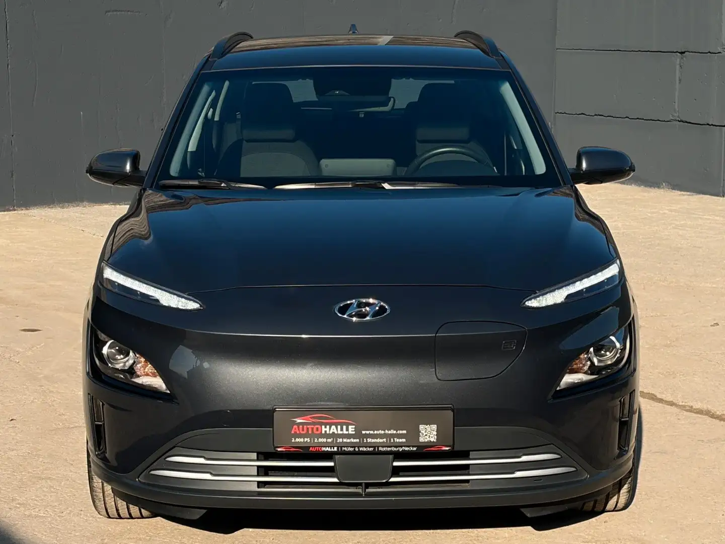 Hyundai KONA Select Elektro ACC LKAS PDC CAM SHZ CarPlay Schwarz - 2