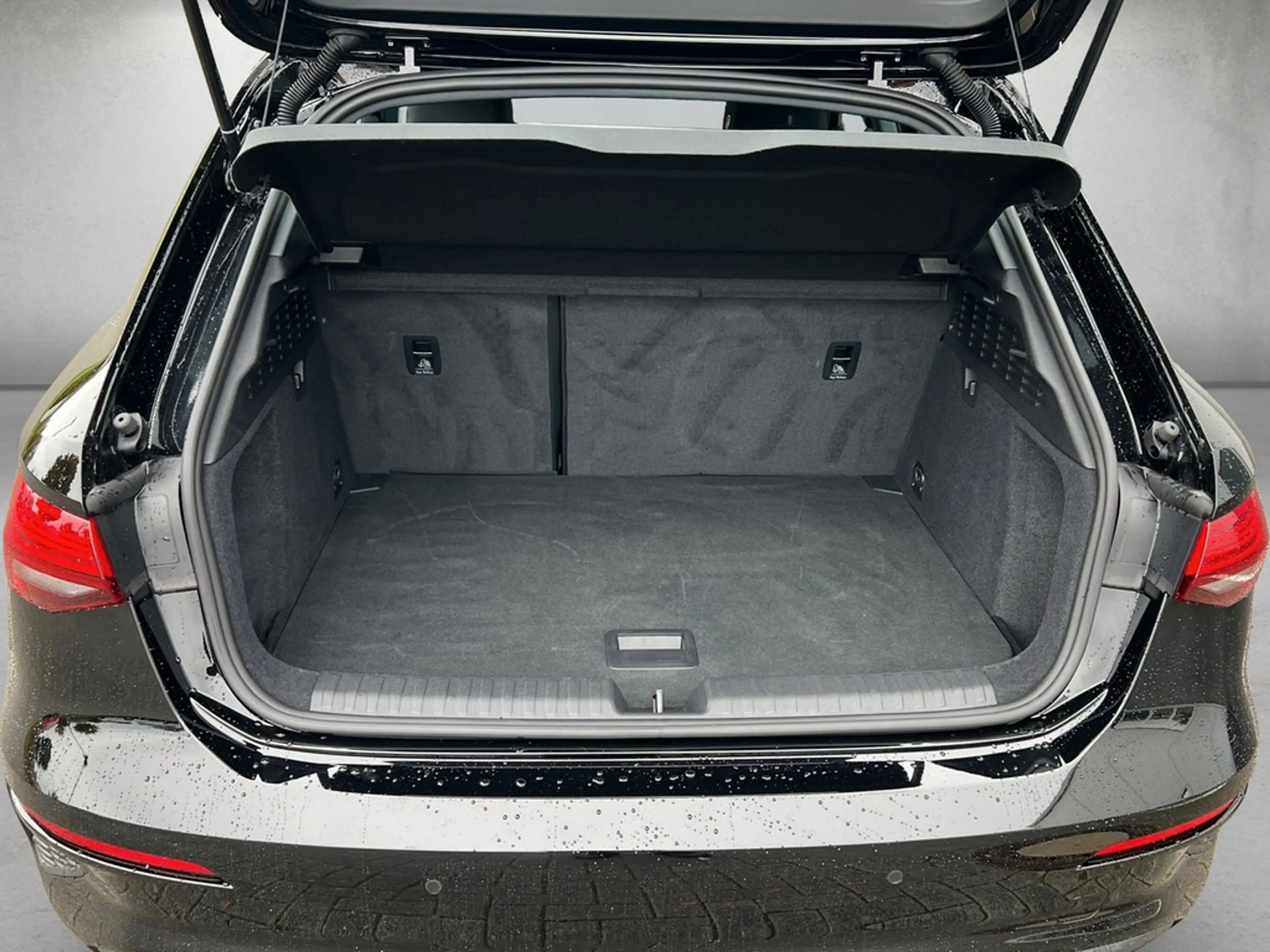 Audi A3 Sportback 30 TFSI — photo 5