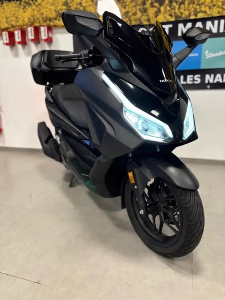 Honda Forza 125