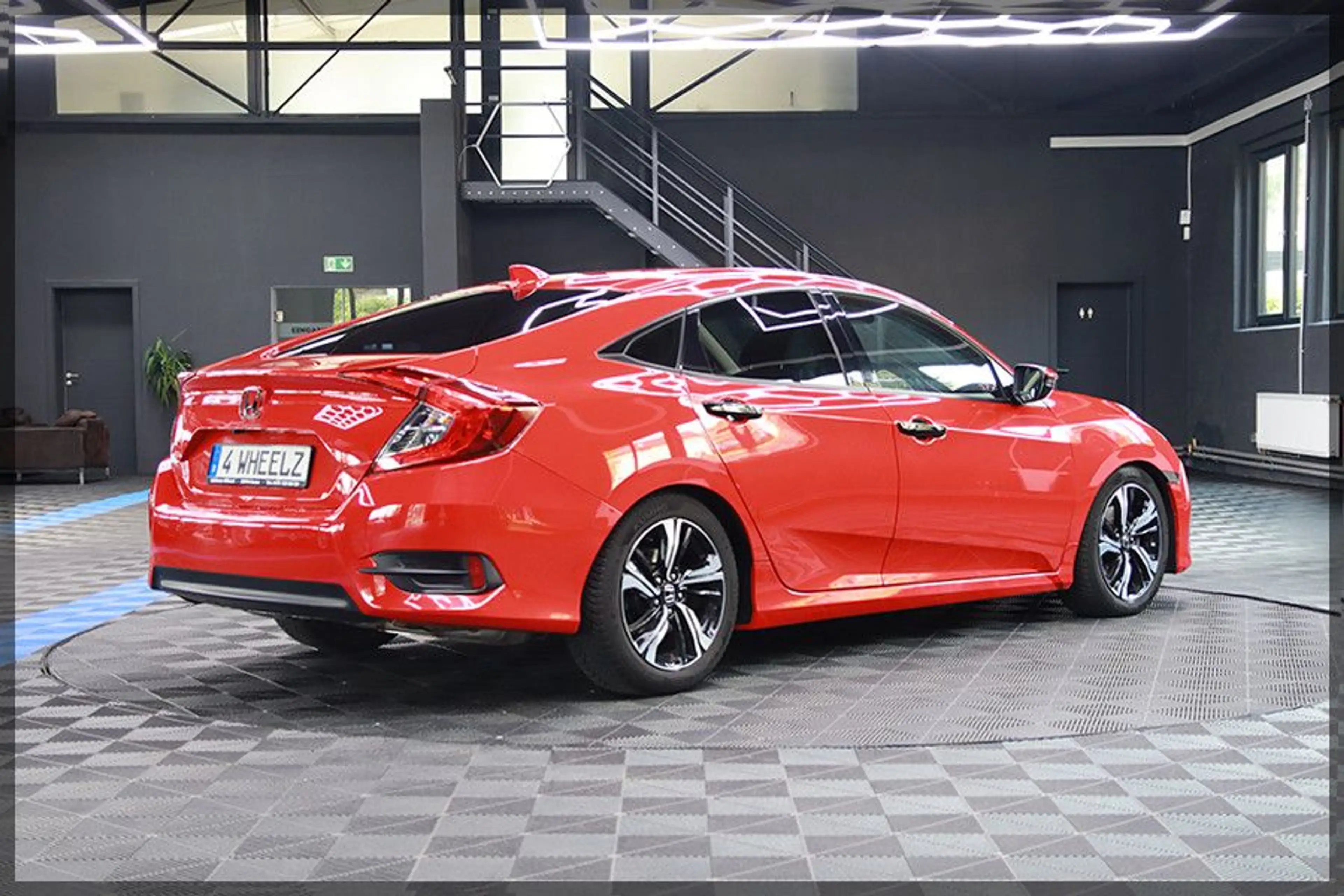 Honda Civic Lim. 1.5 Executive PANO / NAVI / CAM — photo 5