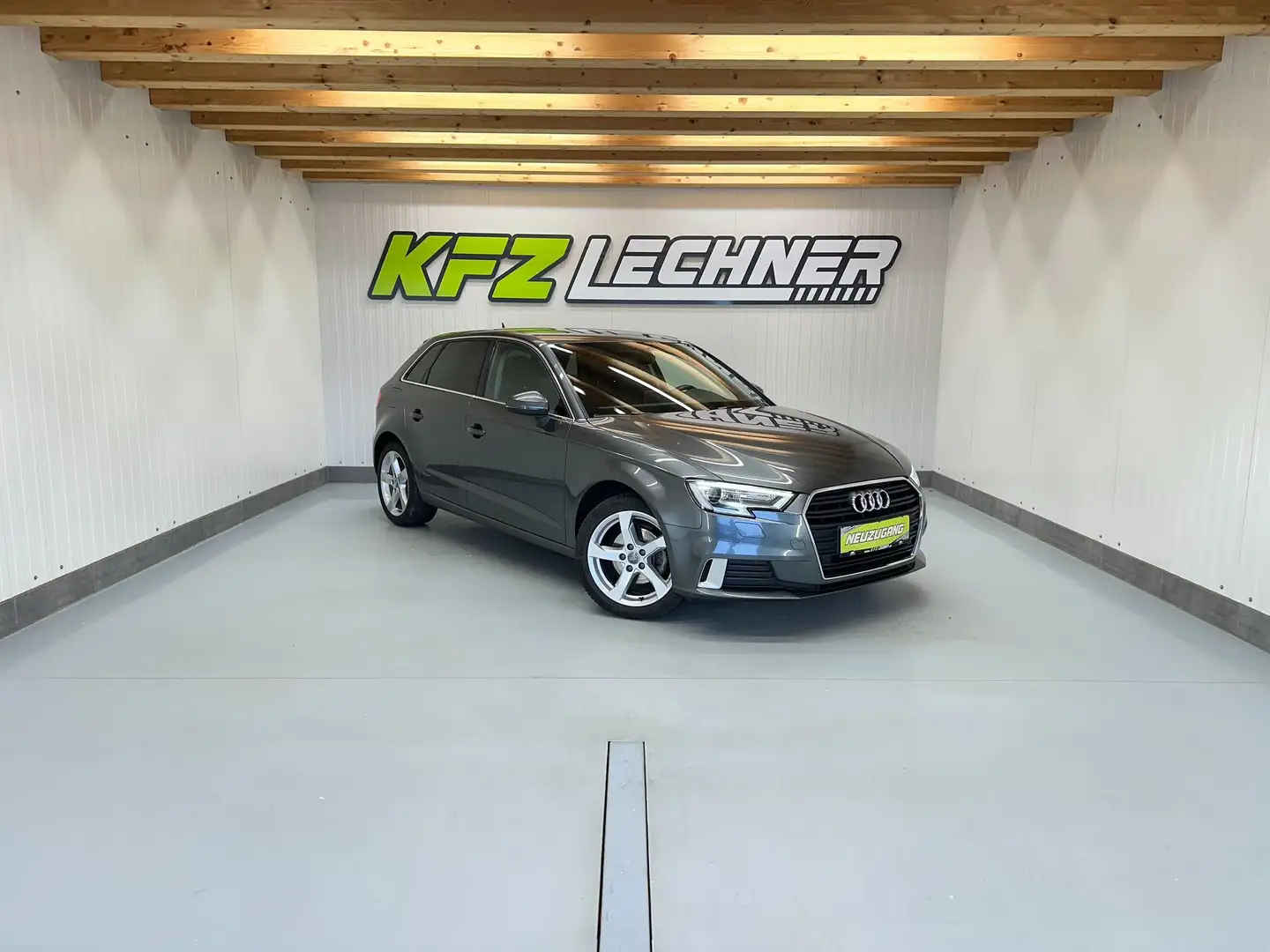Audi A3 SB 1,4 TFSI S-tronic "ST-HEIZ*NAVI*SITZH*TEMP" Grau - 1