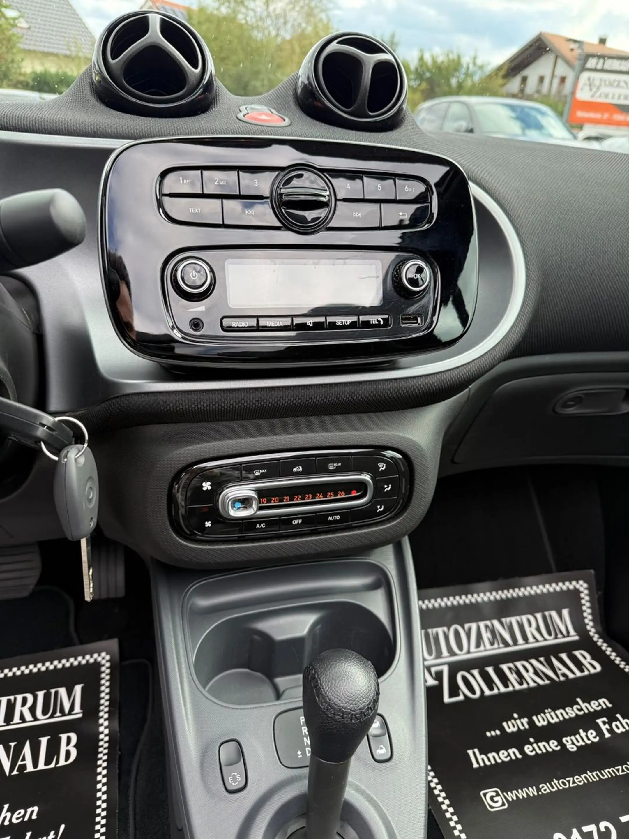 smart forTwo Cabrio twinamic passion 90PS *TOP AUSSTAT — photo 12