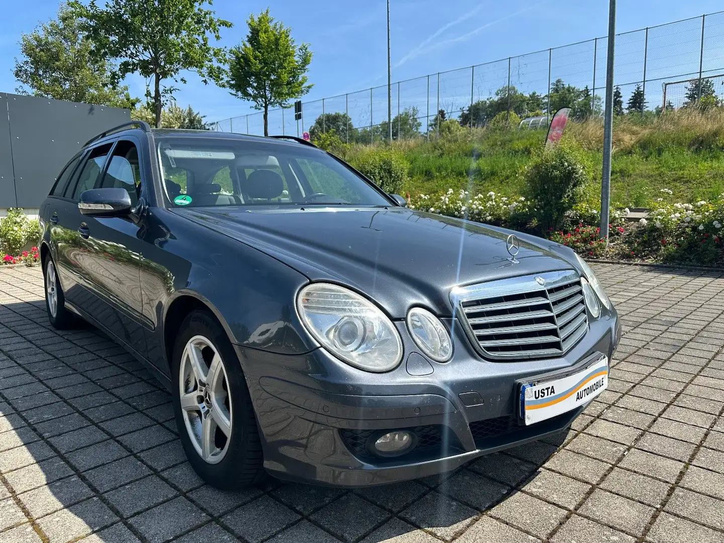Mercedes-Benz E 280 T CDI/Comand/MemorySitz/Harman/Leder/BIXN. Gris - 1