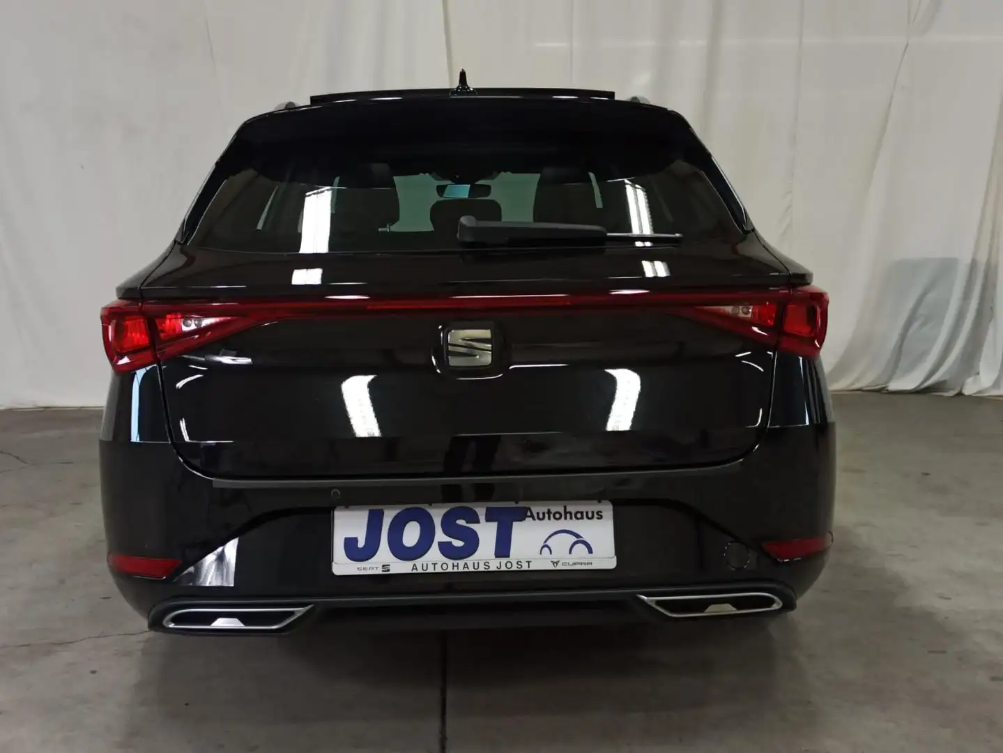 SEAT FR 1.5 TSI Navi Pano AHK Standheizung Чёрный - 2