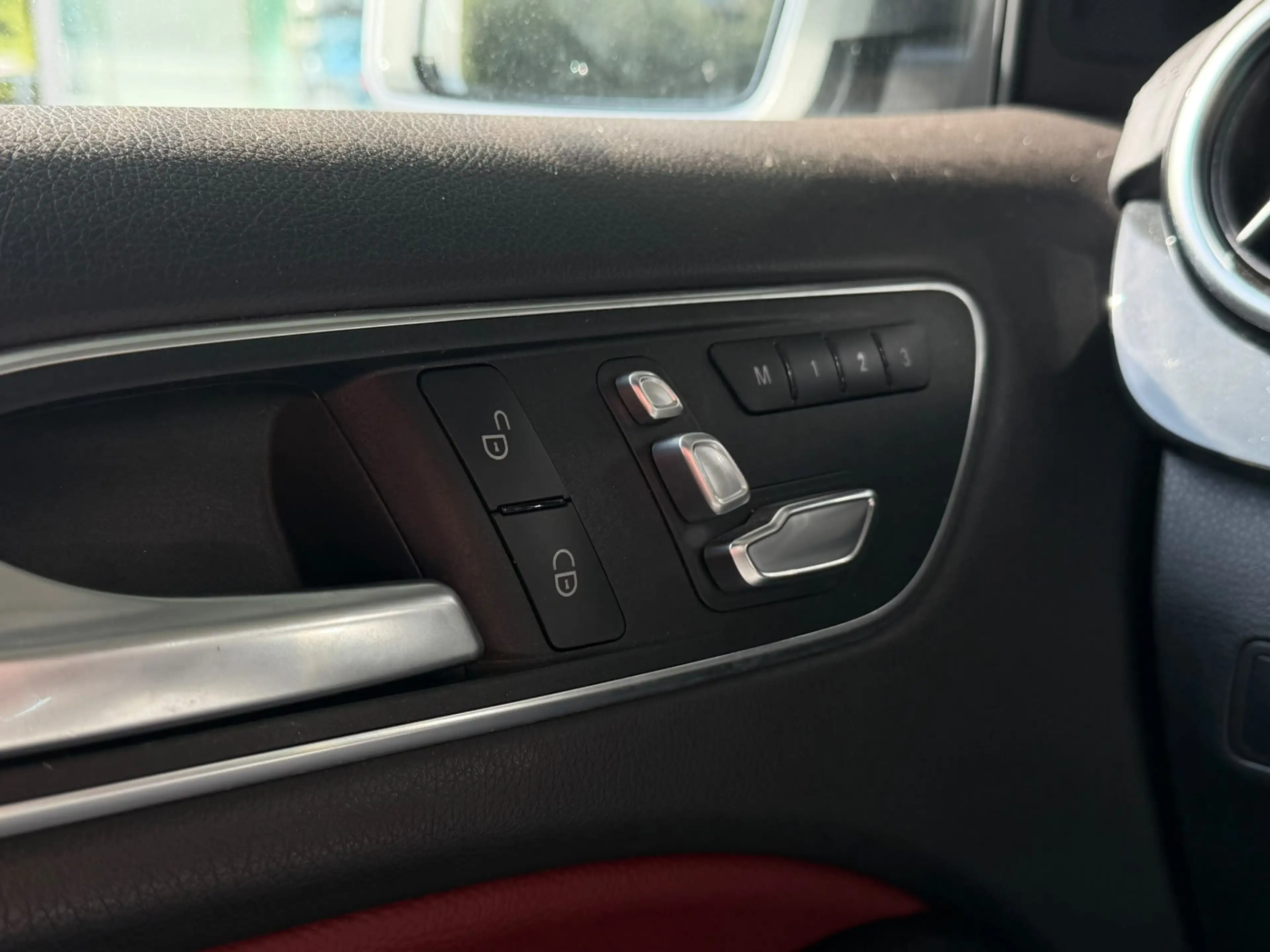 Mercedes-Benz B 180 Ambition — photo 5