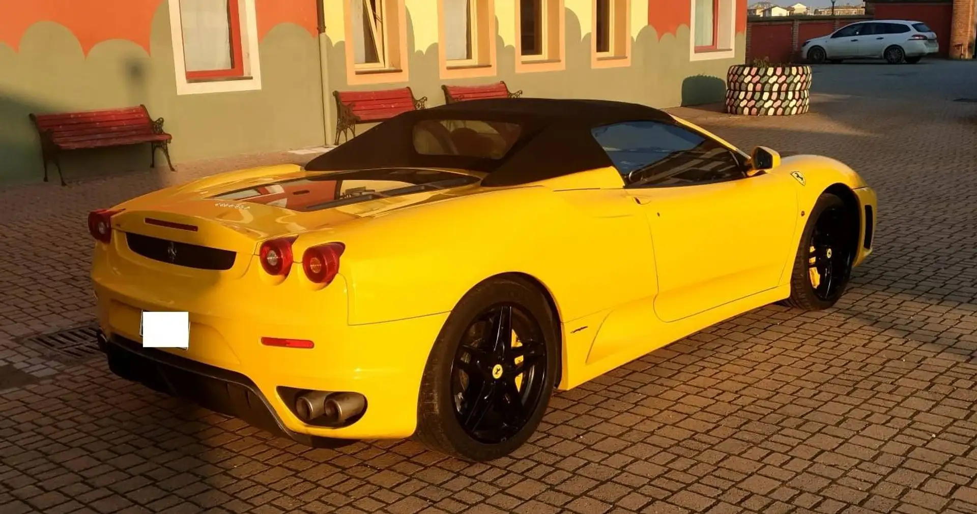 페라리 F430 430 2006 노랑 사진 2