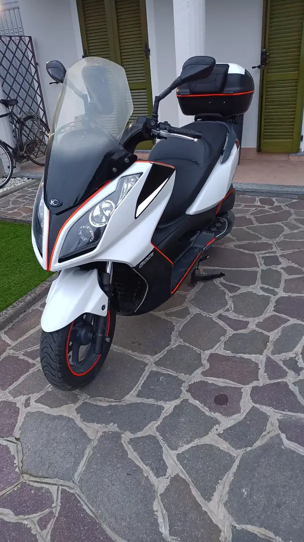 Kymco Downtown 300i - 1