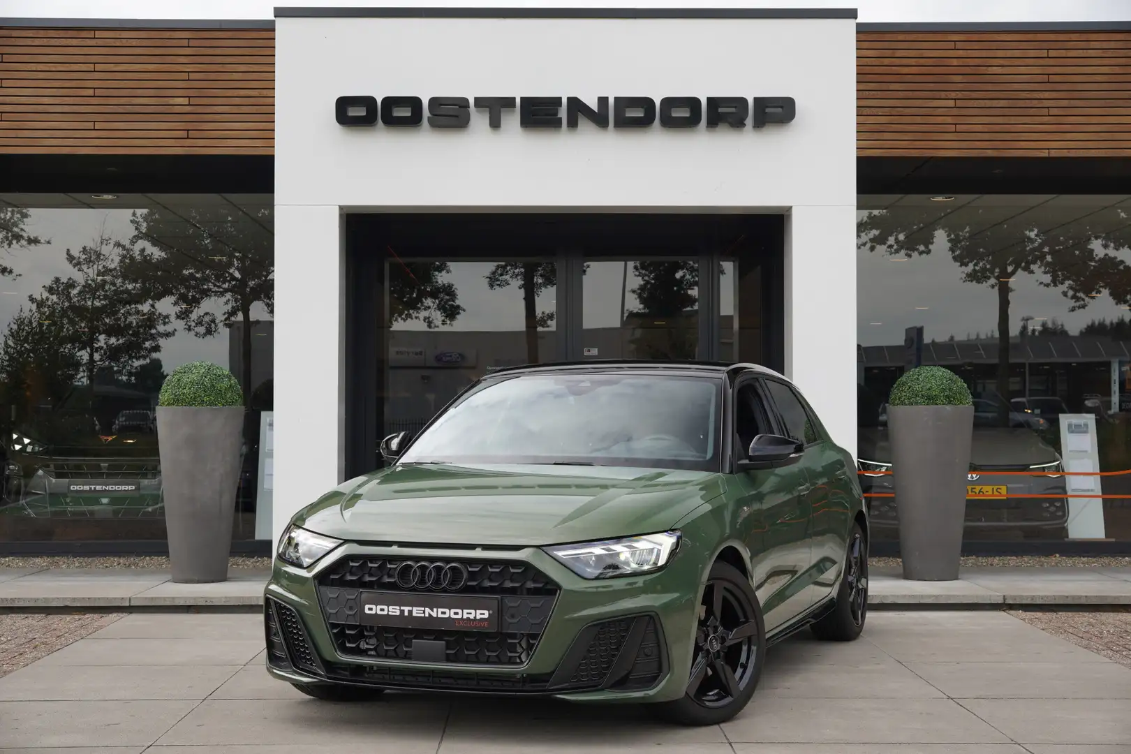 Audi A1 Sportback 30 TFSI/116pk S-Line Automaat|2024|LED|P Groen - 2