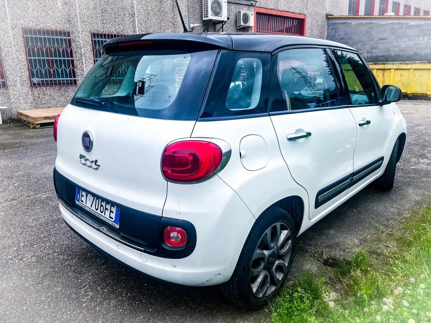 Fiat 500L 1.4 tjt Lounge Gpl 120cv Bianco - 2