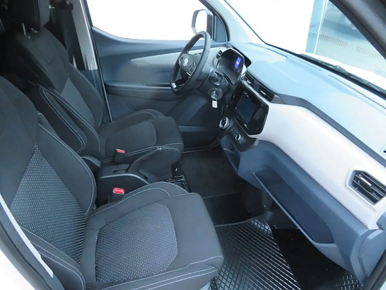 Maxus Model not specified 2024
