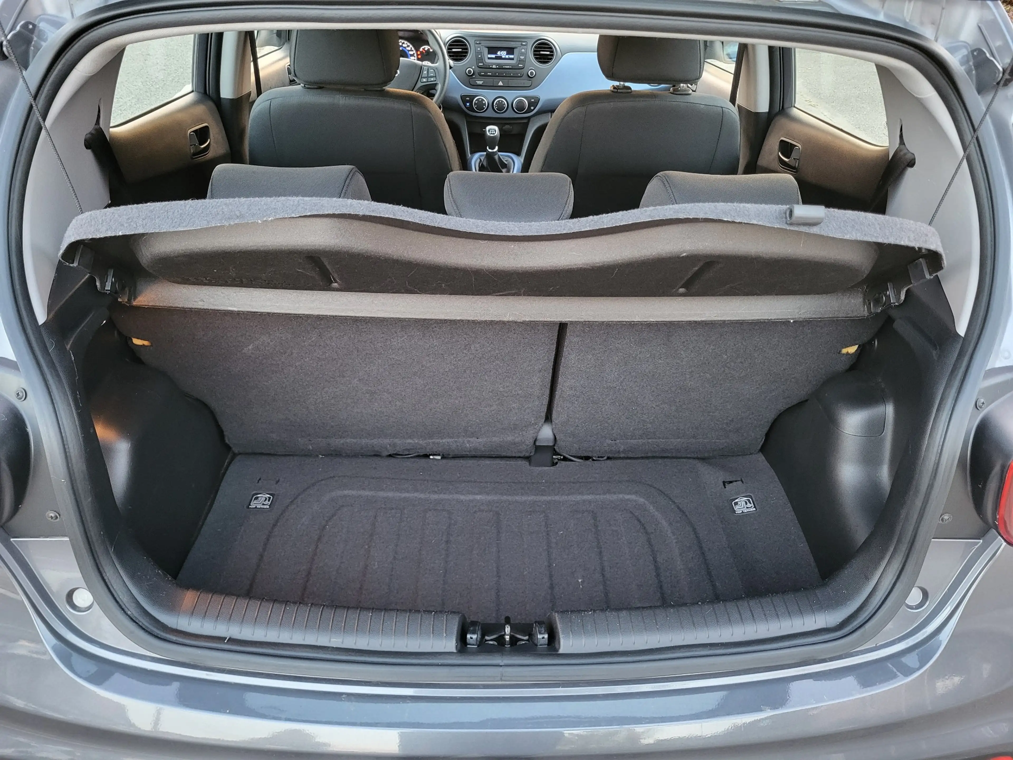 Hyundai i10 i10 1.0i Twist GO! — photo 9