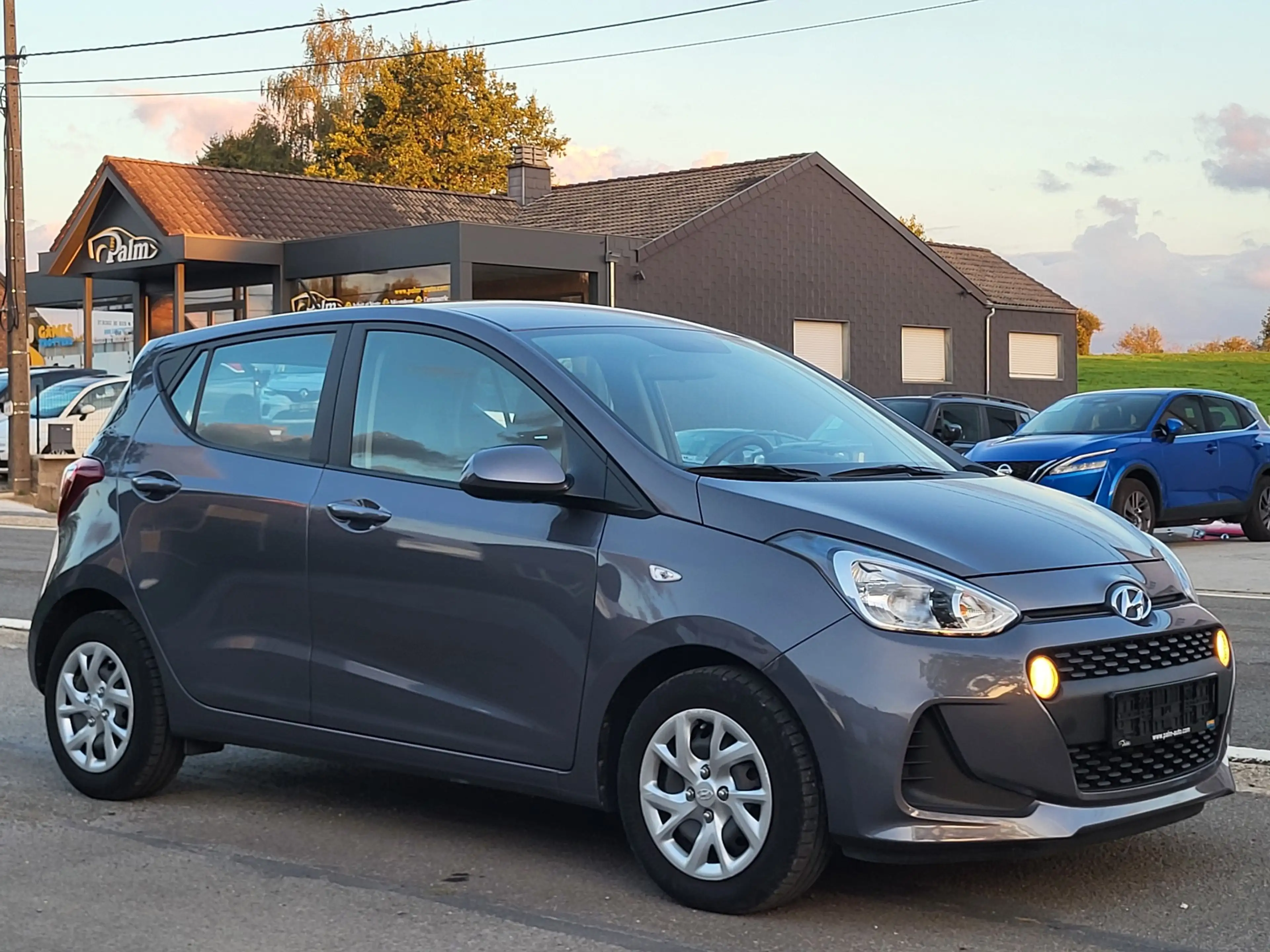 Hyundai i10 i10 1.0i Twist GO! — photo 2
