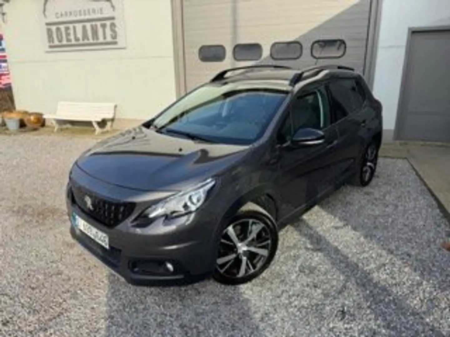Peugeot 2008 GT Line S // 110pk // Automaat // Navi // Garantie Gris - 1