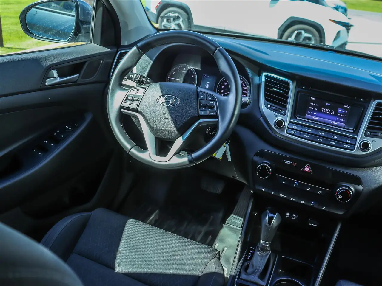 Hyundai TUCSON снимка Hyundai TUCSON