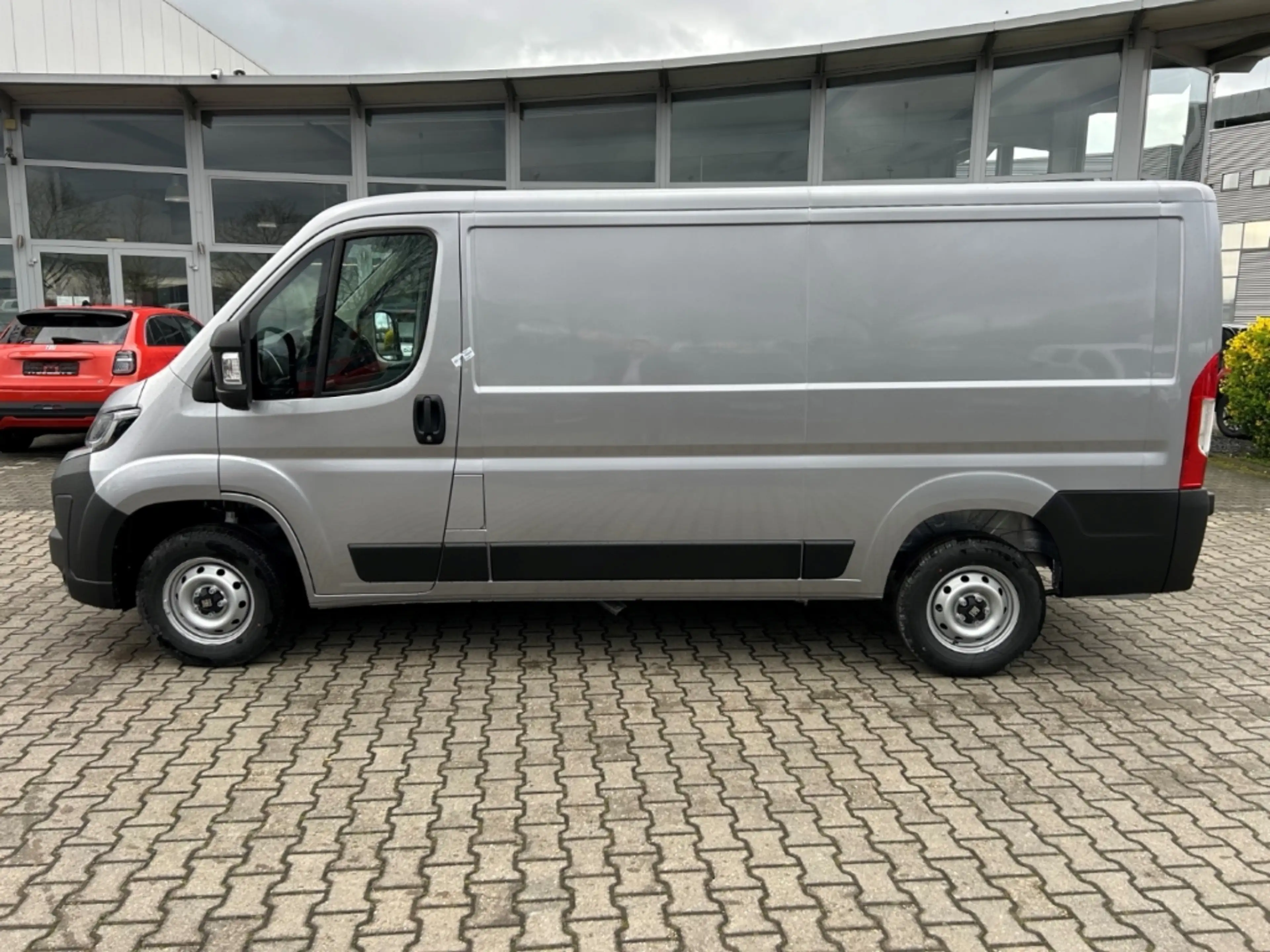 Fiat Ducato Kastenwagen 30 L2H1 120 Multijet AHK, Navi, Kamera — photo 3