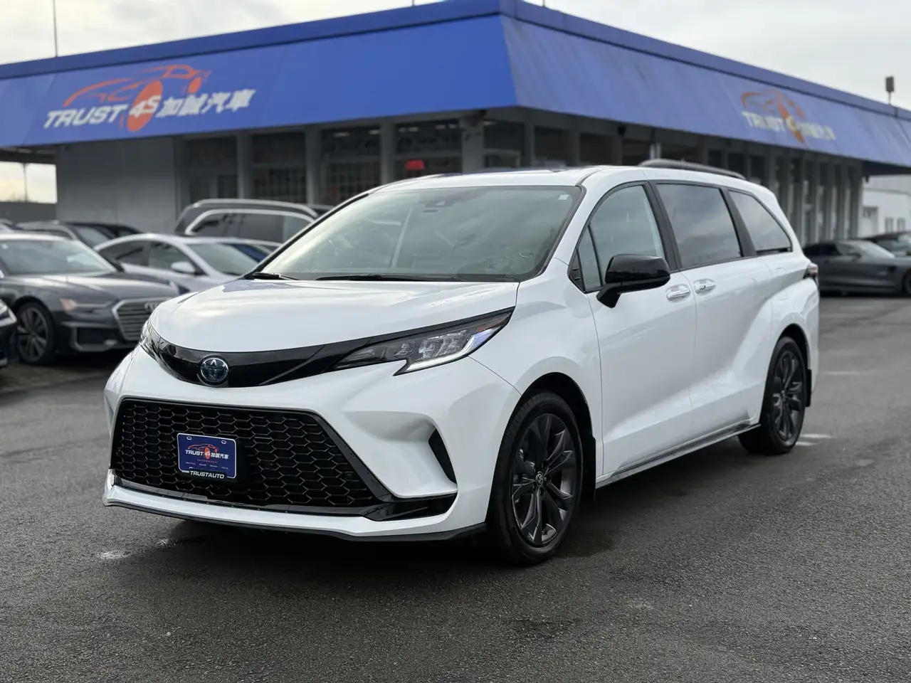 2025 Toyota Sienna