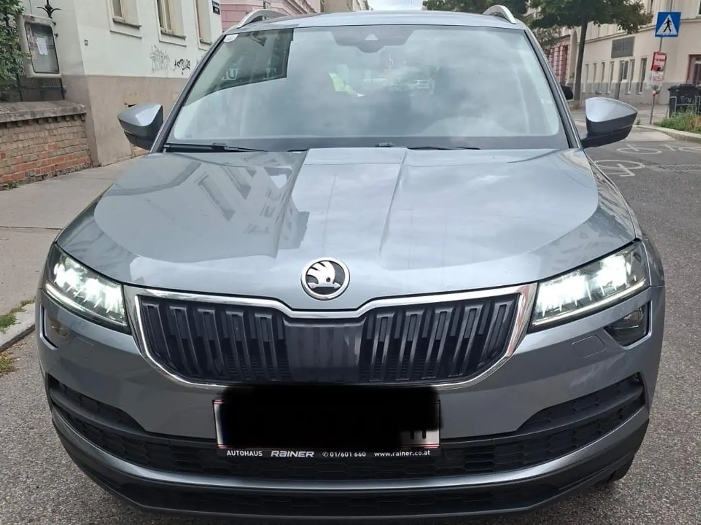 Skoda Karoq Karoq 1,5 TSI Ambition DSG Ambition Grau - 2