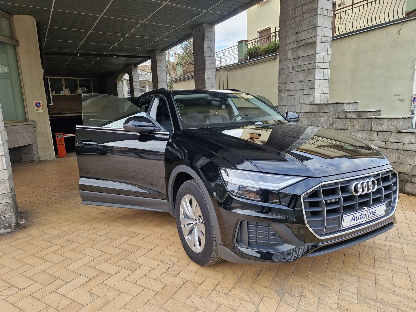 Audi Q8 50 3.0 tdi mhev quattro 4 Ruote Sterz. Tetto Pano. Nero - 1