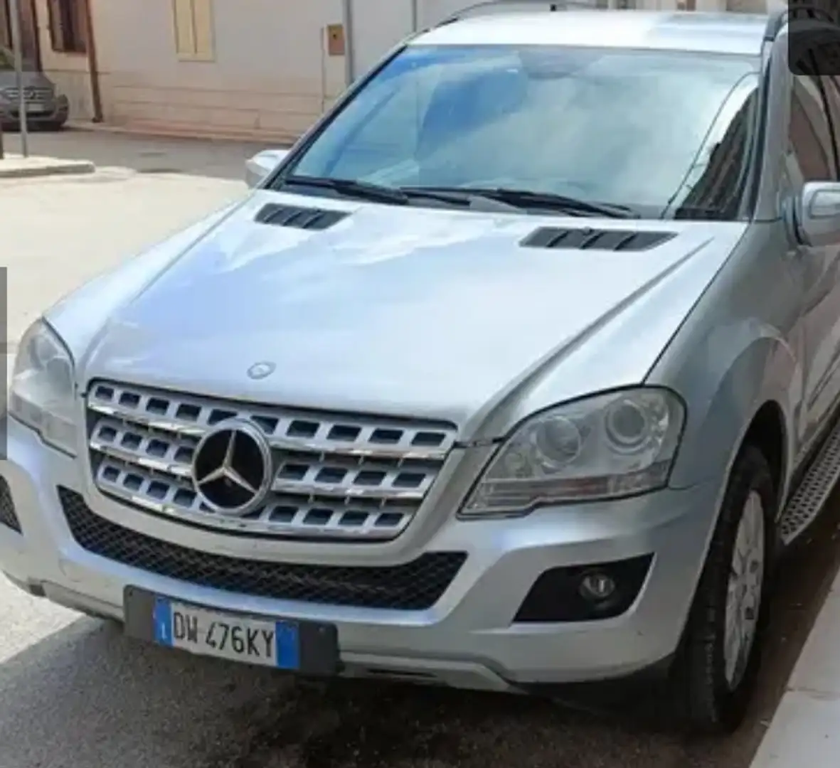 Mercedes-Benz 200 ML Šedá - 2